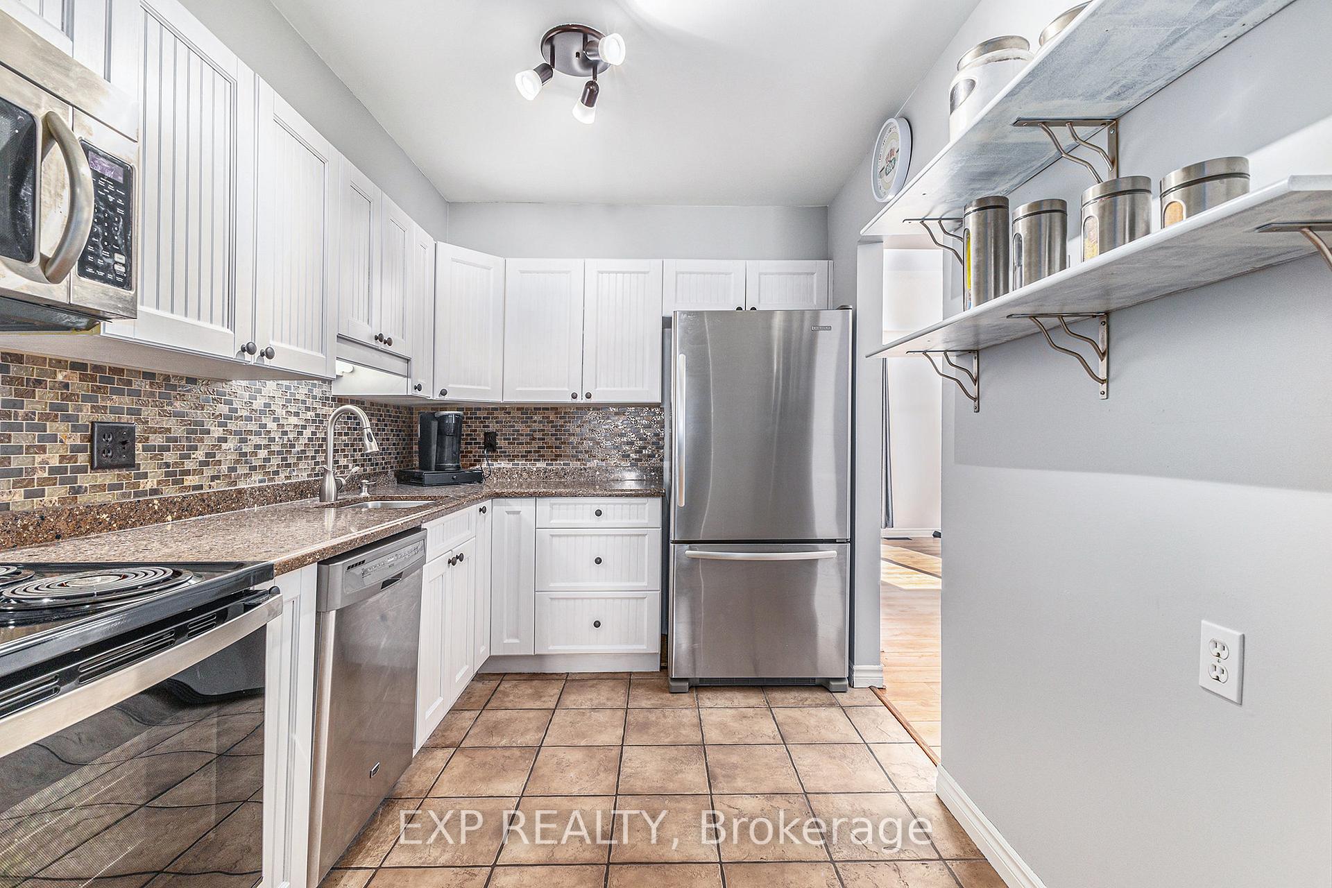 Photo 14 of 84 Woodford Way, Ottawa, Barrhaven - Longfields — HOMEH