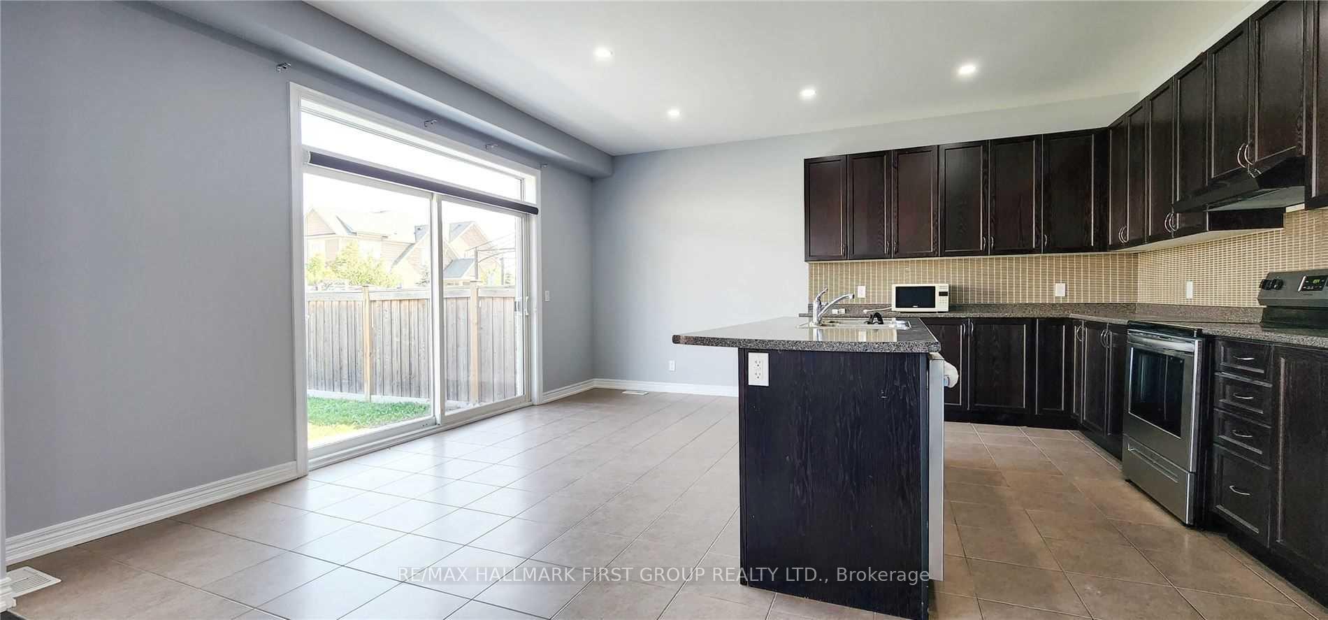 Photo 7 of 146 Britannia Avenue E, Oshawa, Windfields — HOMEH