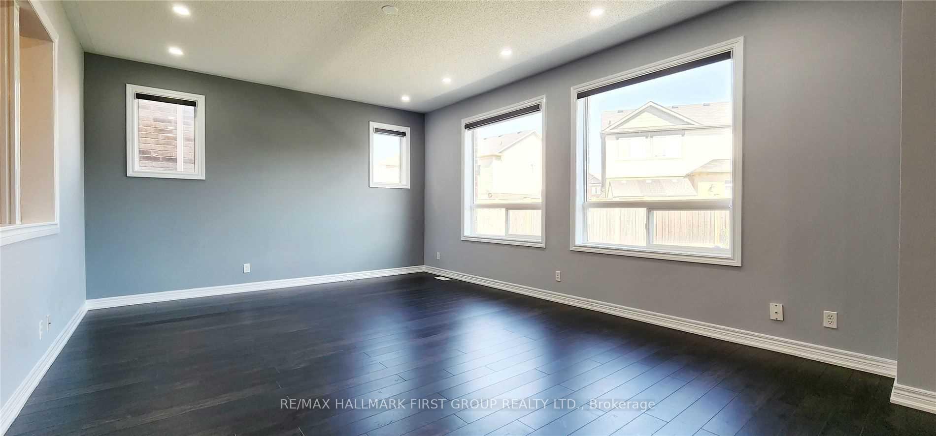 Photo 11 of 146 Britannia Avenue E, Oshawa, Windfields — HOMEH