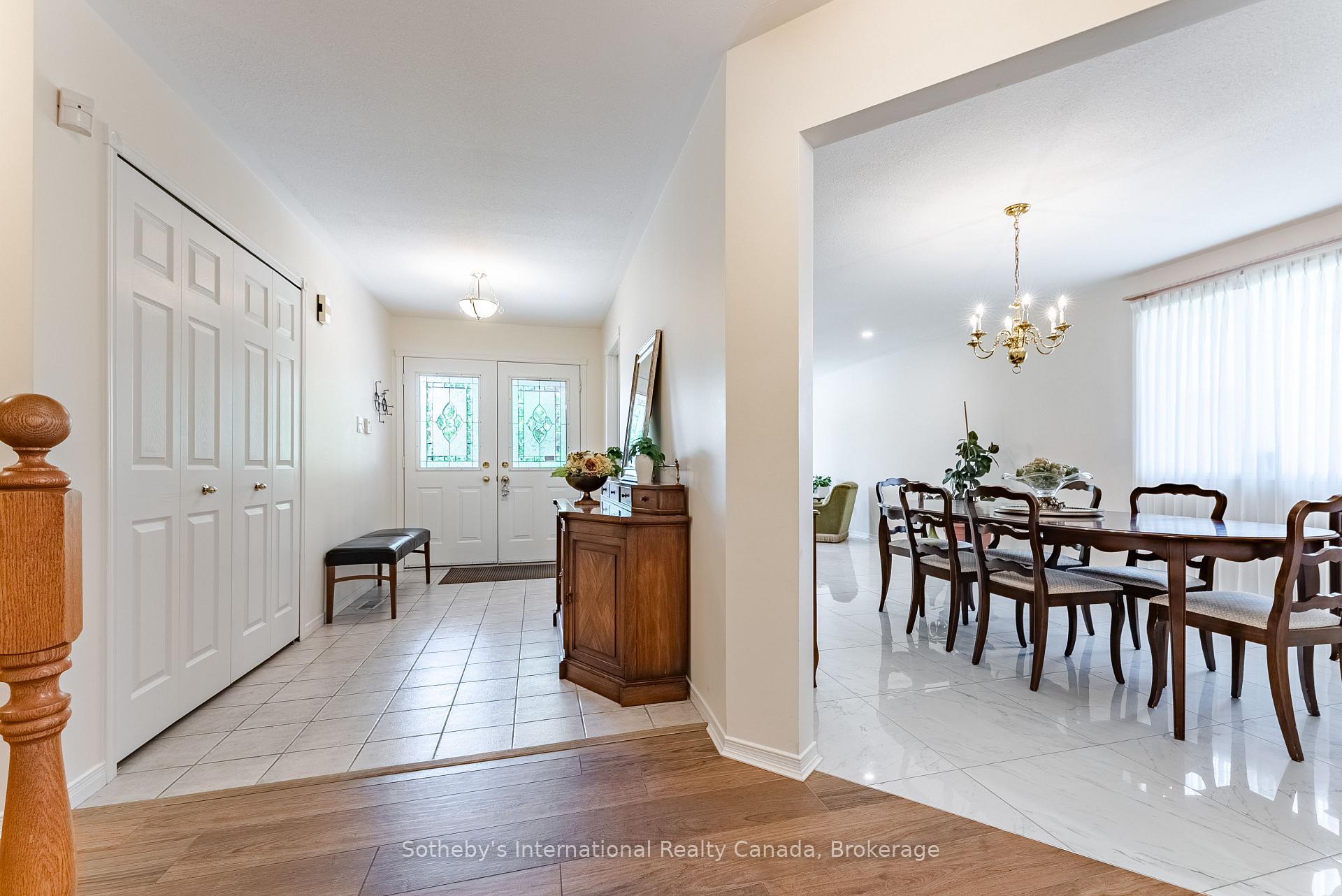 Photo 6 of 141 Springfield Boulevard, Hamilton, Meadowlands — HOMEH