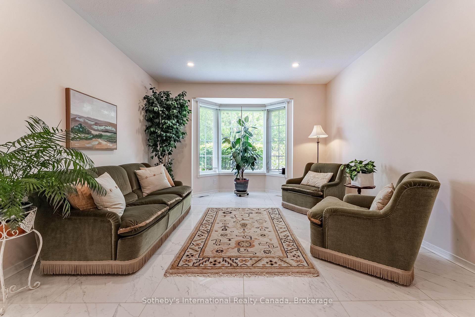 Photo 12 of 141 Springfield Boulevard, Hamilton, Meadowlands — HOMEH