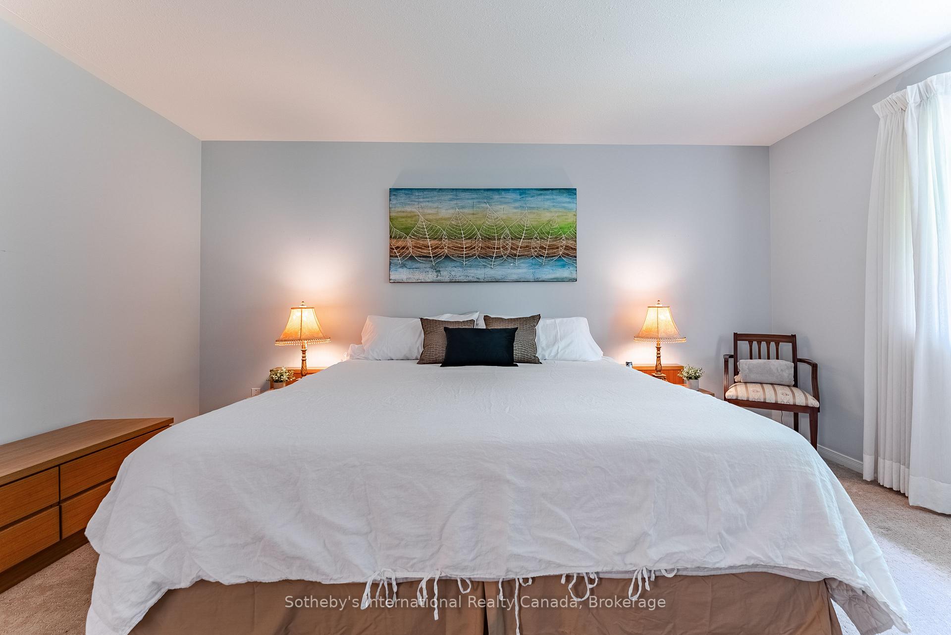Photo 26 of 141 Springfield Boulevard, Hamilton, Meadowlands — HOMEH