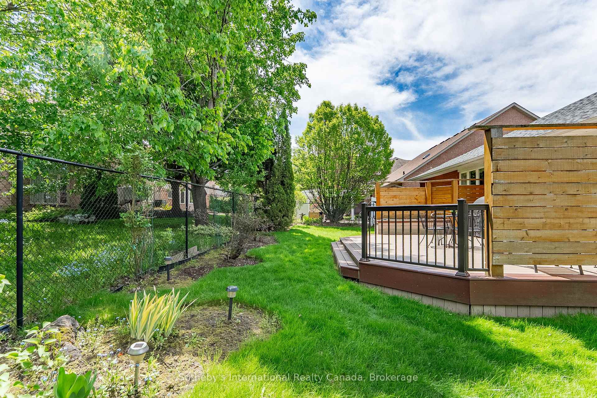 Photo 37 of 141 Springfield Boulevard, Hamilton, Meadowlands — HOMEH