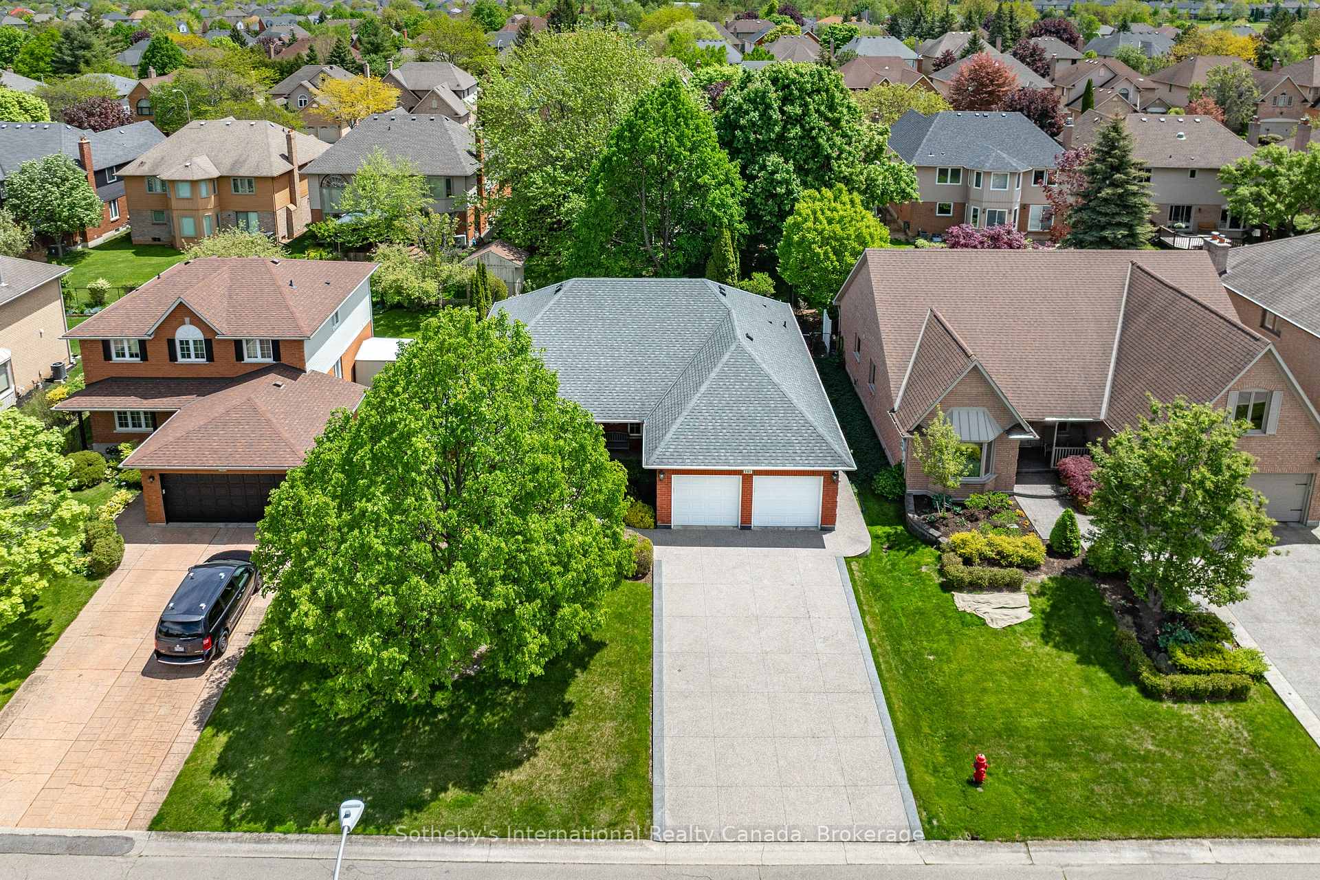 Photo 45 of 141 Springfield Boulevard, Hamilton, Meadowlands — HOMEH