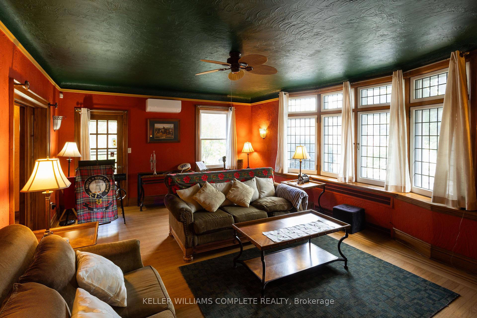 Photo 7 of 52 Balmoral Avenue S, Hamilton, Delta — HOMEH
