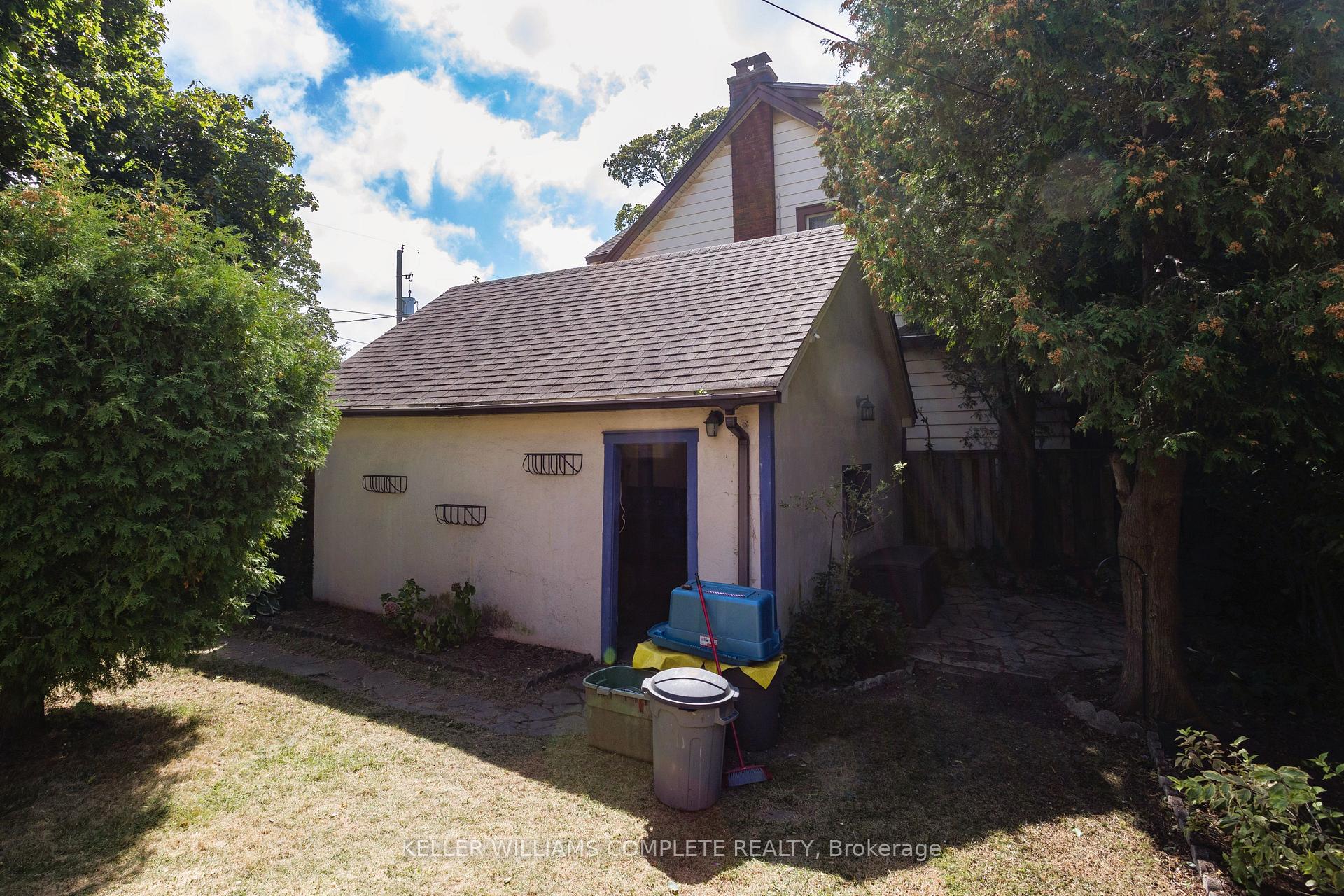Photo 21 of 52 Balmoral Avenue S, Hamilton, Delta — HOMEH