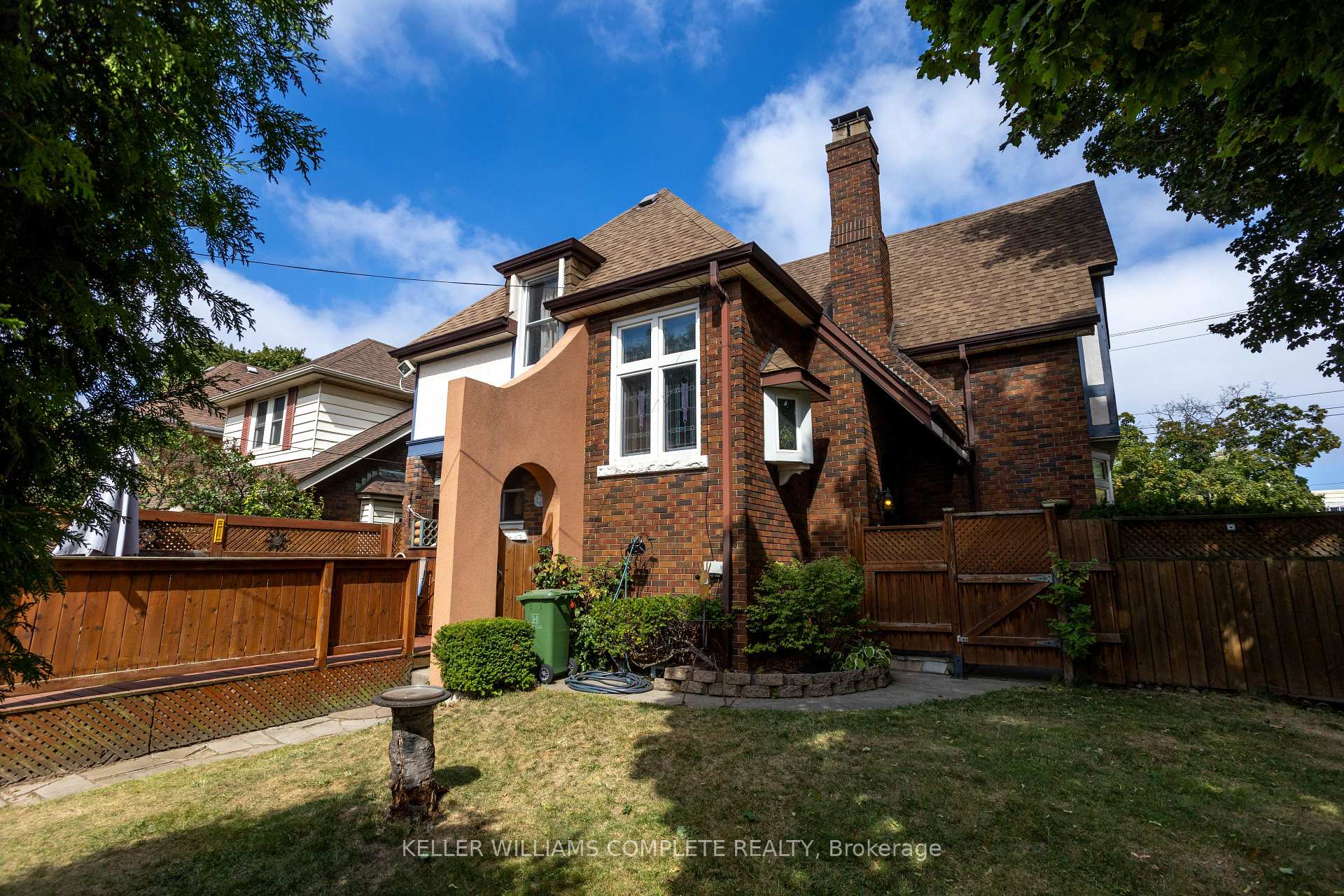Photo 24 of 52 Balmoral Avenue S, Hamilton, Delta — HOMEH