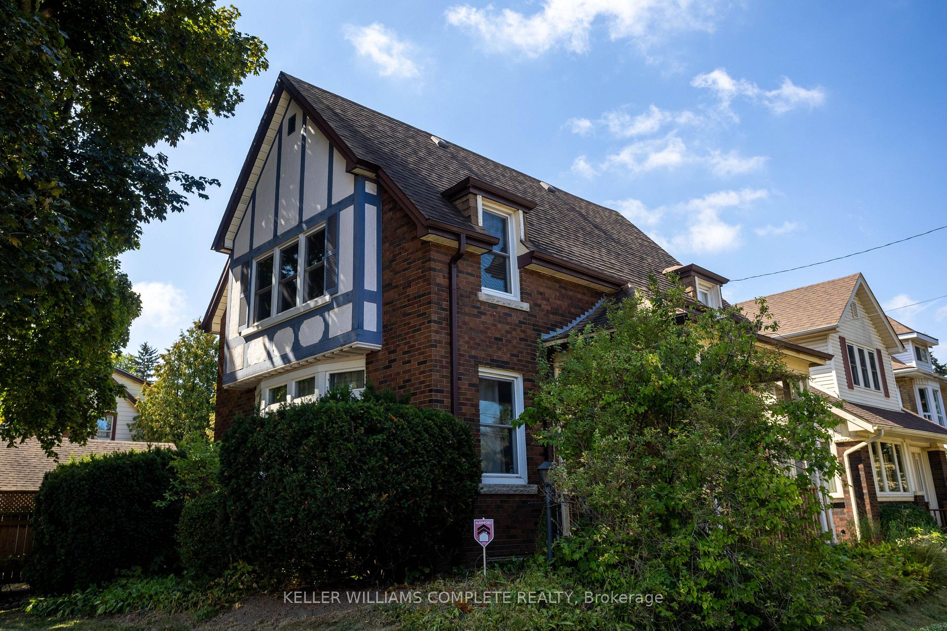 Photo 26 of 52 Balmoral Avenue S, Hamilton, Delta — HOMEH