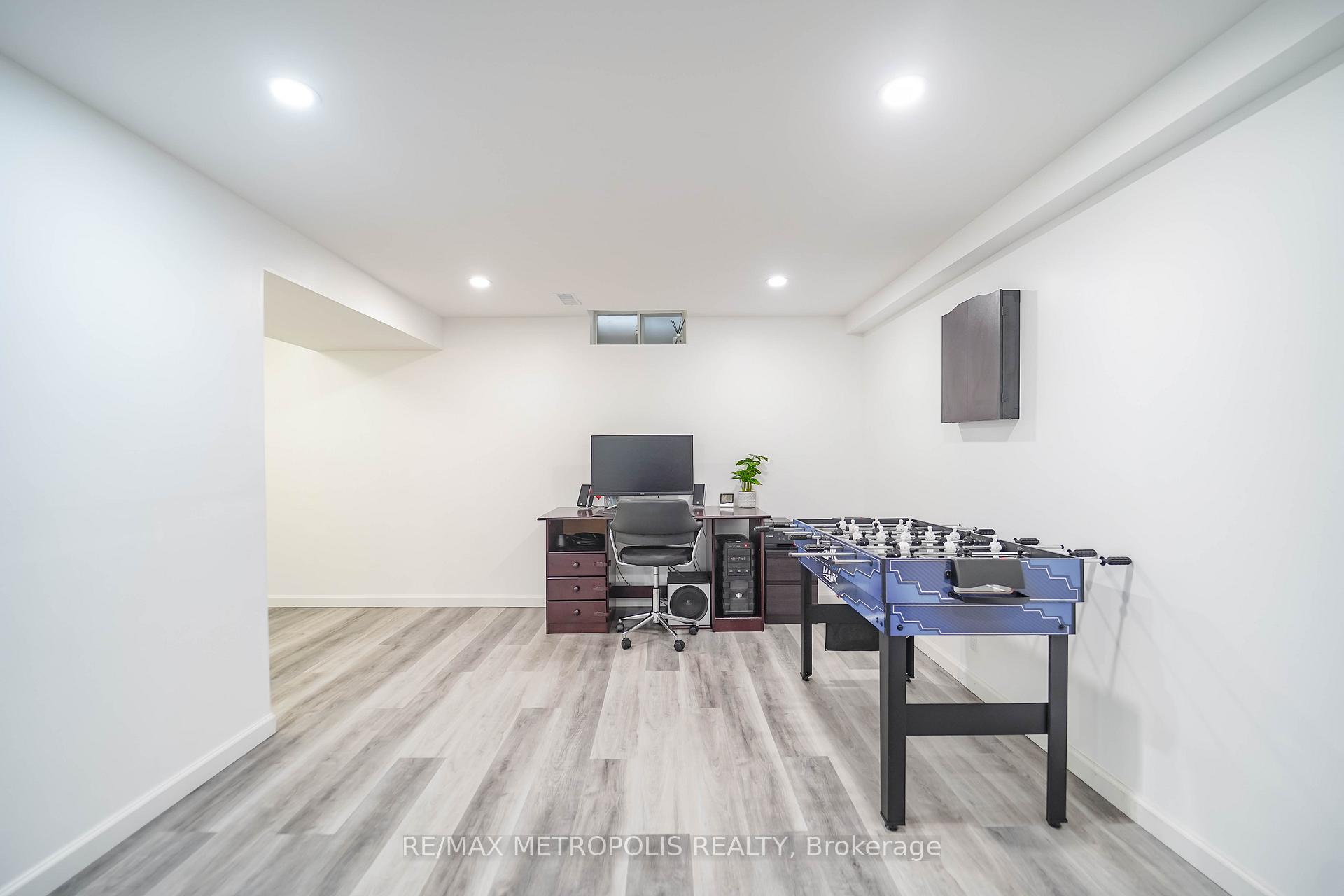Photo 26 of 638 Galahad Drive, Oshawa, Eastdale — HOMEH