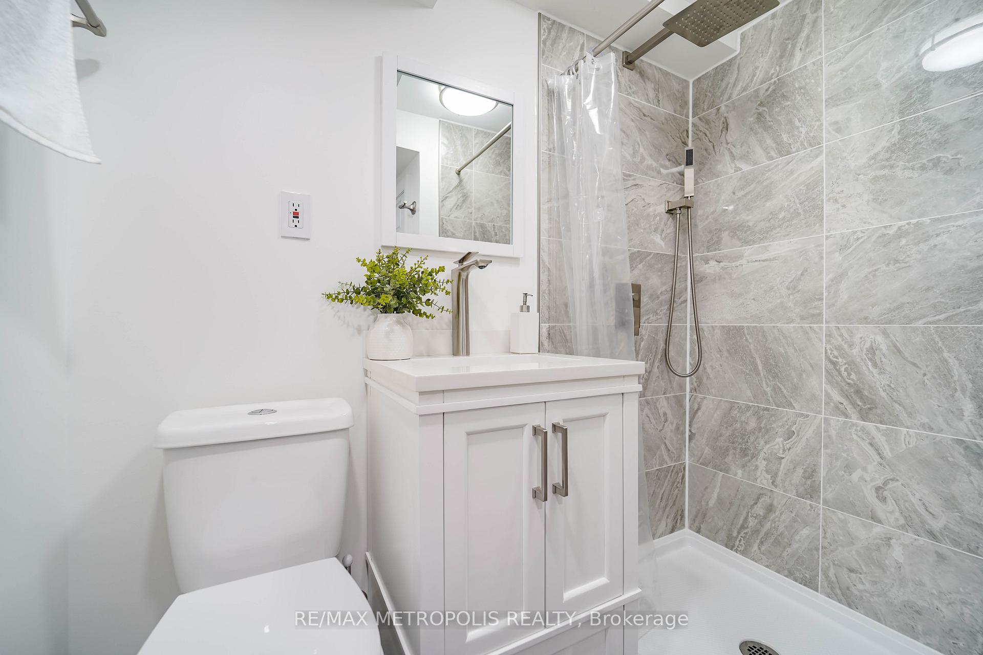 Photo 31 of 638 Galahad Drive, Oshawa, Eastdale — HOMEH