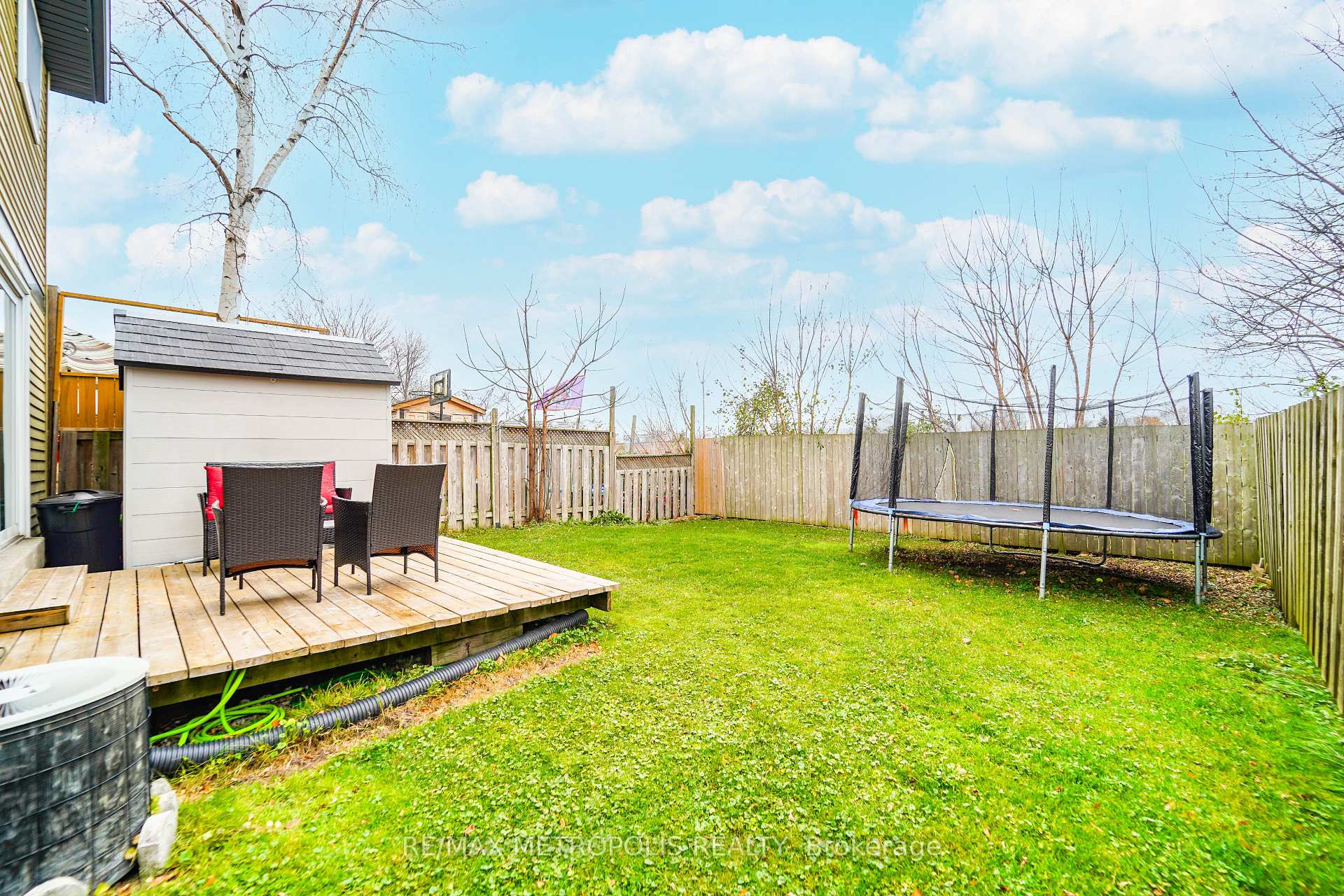 Photo 35 of 638 Galahad Drive, Oshawa, Eastdale — HOMEH