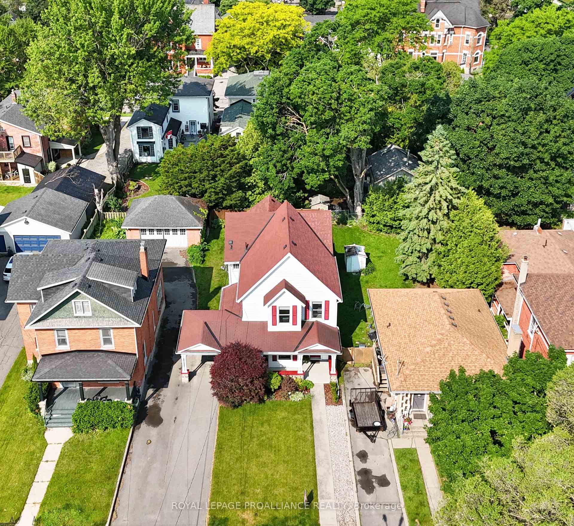 Photo 4 of 190 William Street, Belleville, Belleville Ward — HOMEH