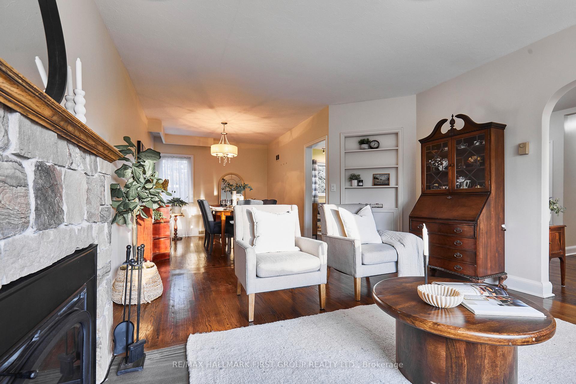 Photo 9 of 91 Riverside Drive S, Oshawa, Donevan — HOMEH