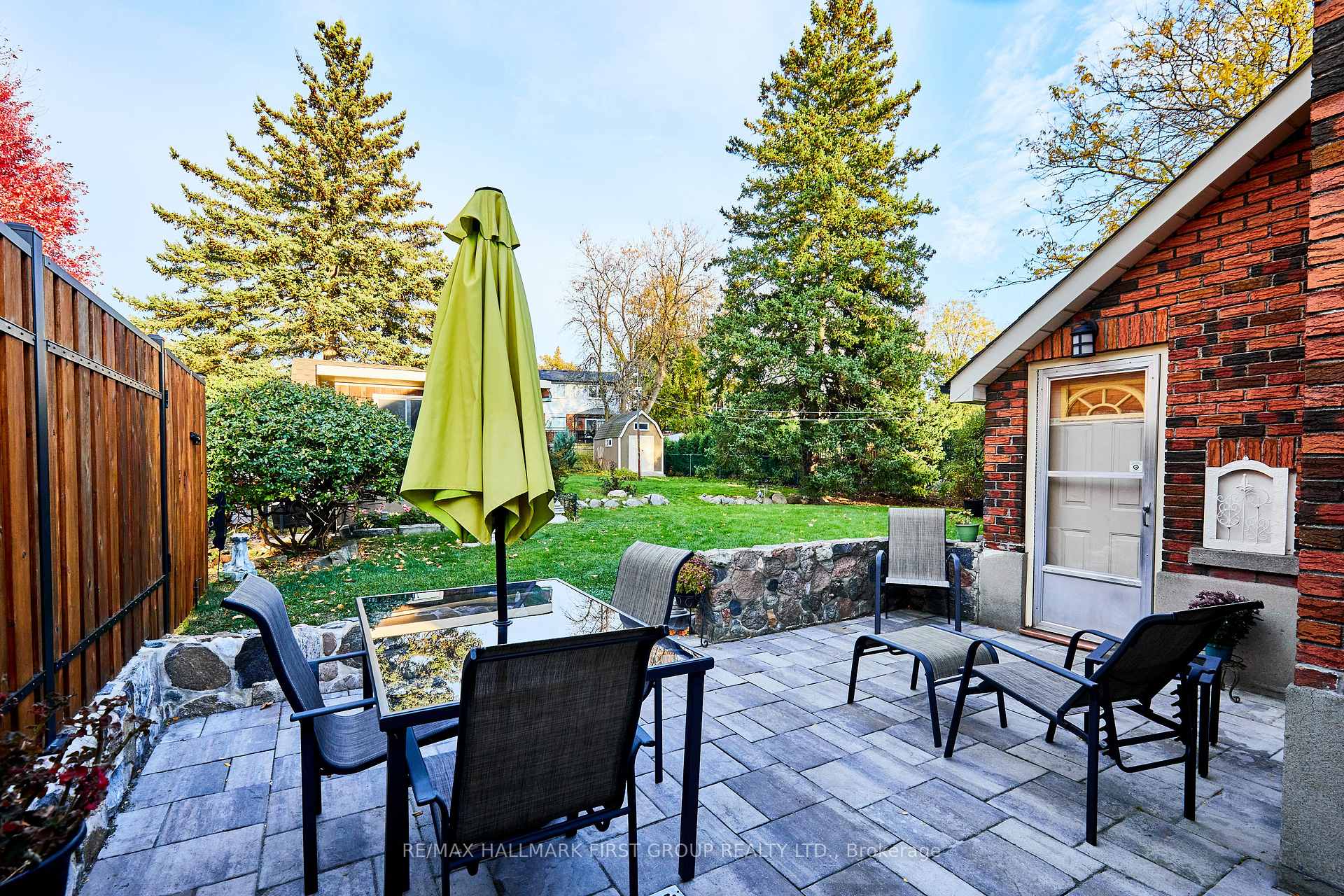 Photo 33 of 91 Riverside Drive S, Oshawa, Donevan — HOMEH