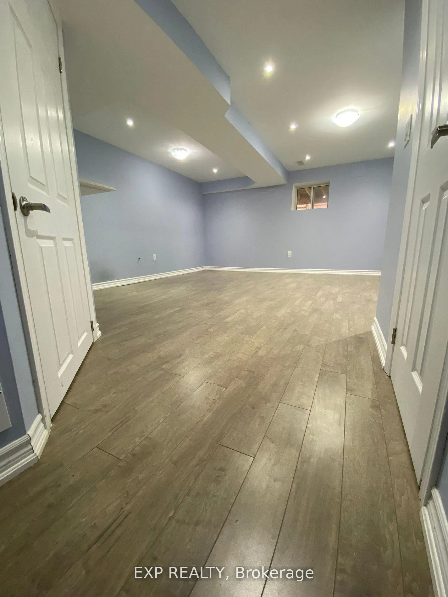 Photo 19 of 28 Wicklow Road, Brampton, Credit Valley — HOMEH
