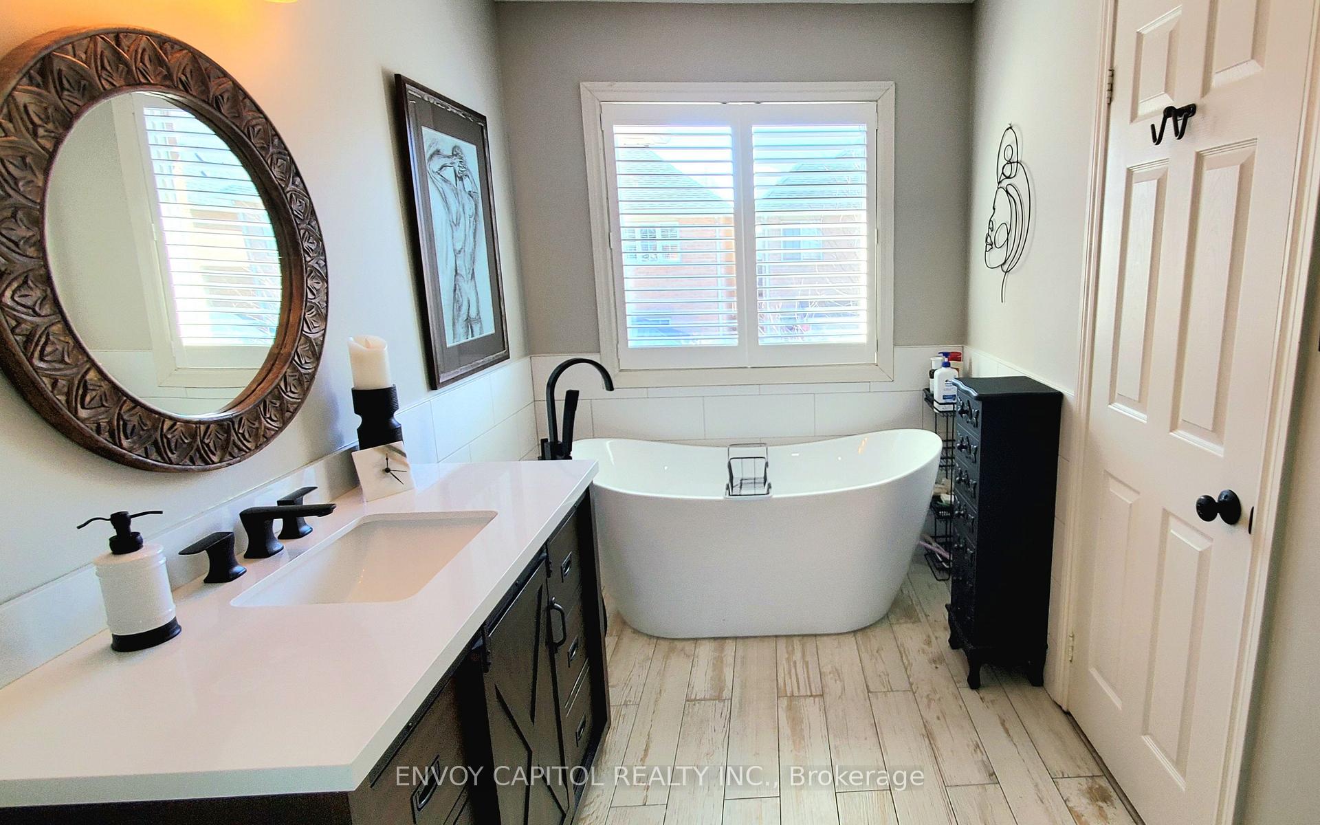 Photo 17 of Unit 55, 2511 Boros Road, Burlington, Rose — HOMEH
