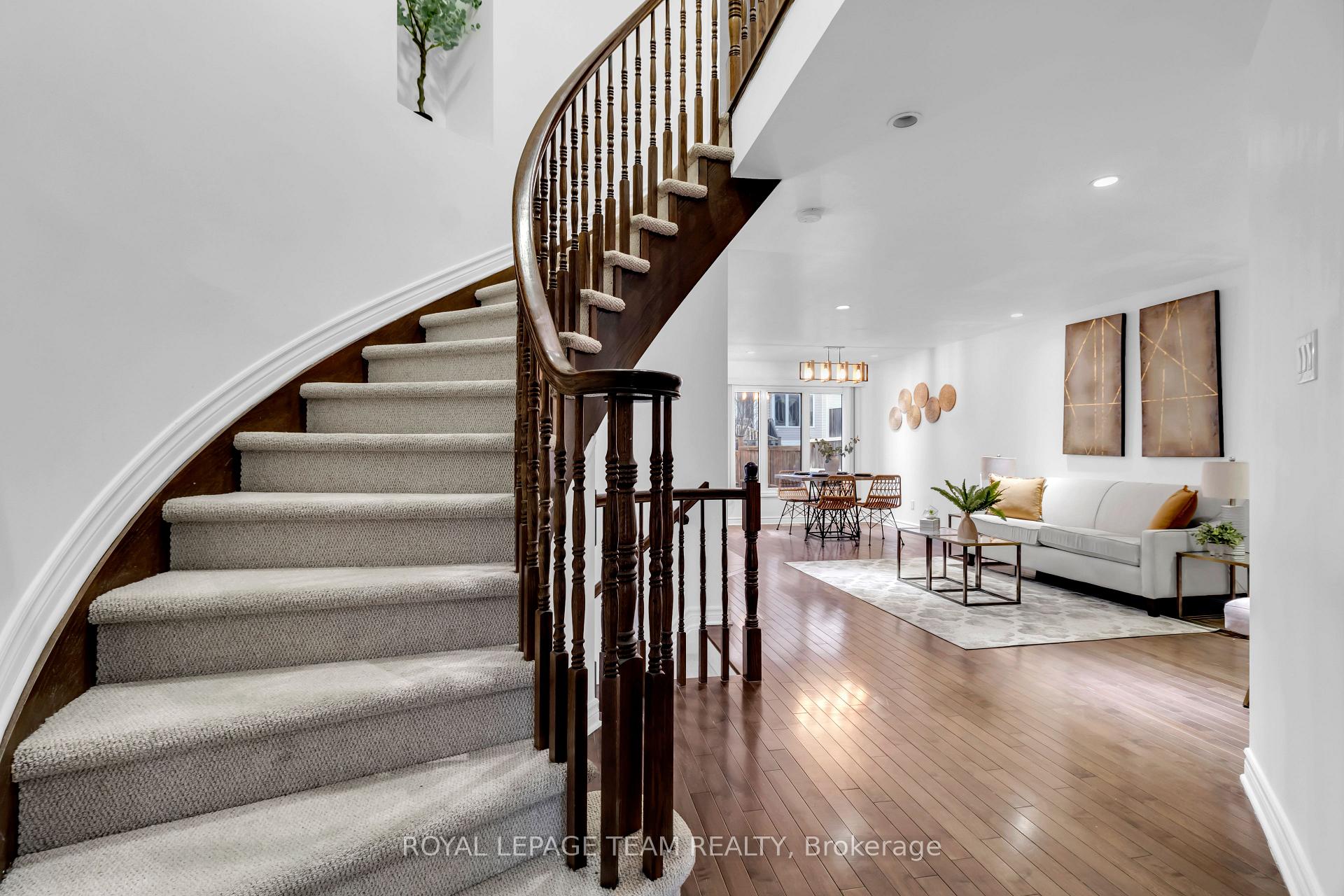 Photo 15 of 718 Paul Metivier Drive, Ottawa, Barrhaven - Strandherd — HOMEH