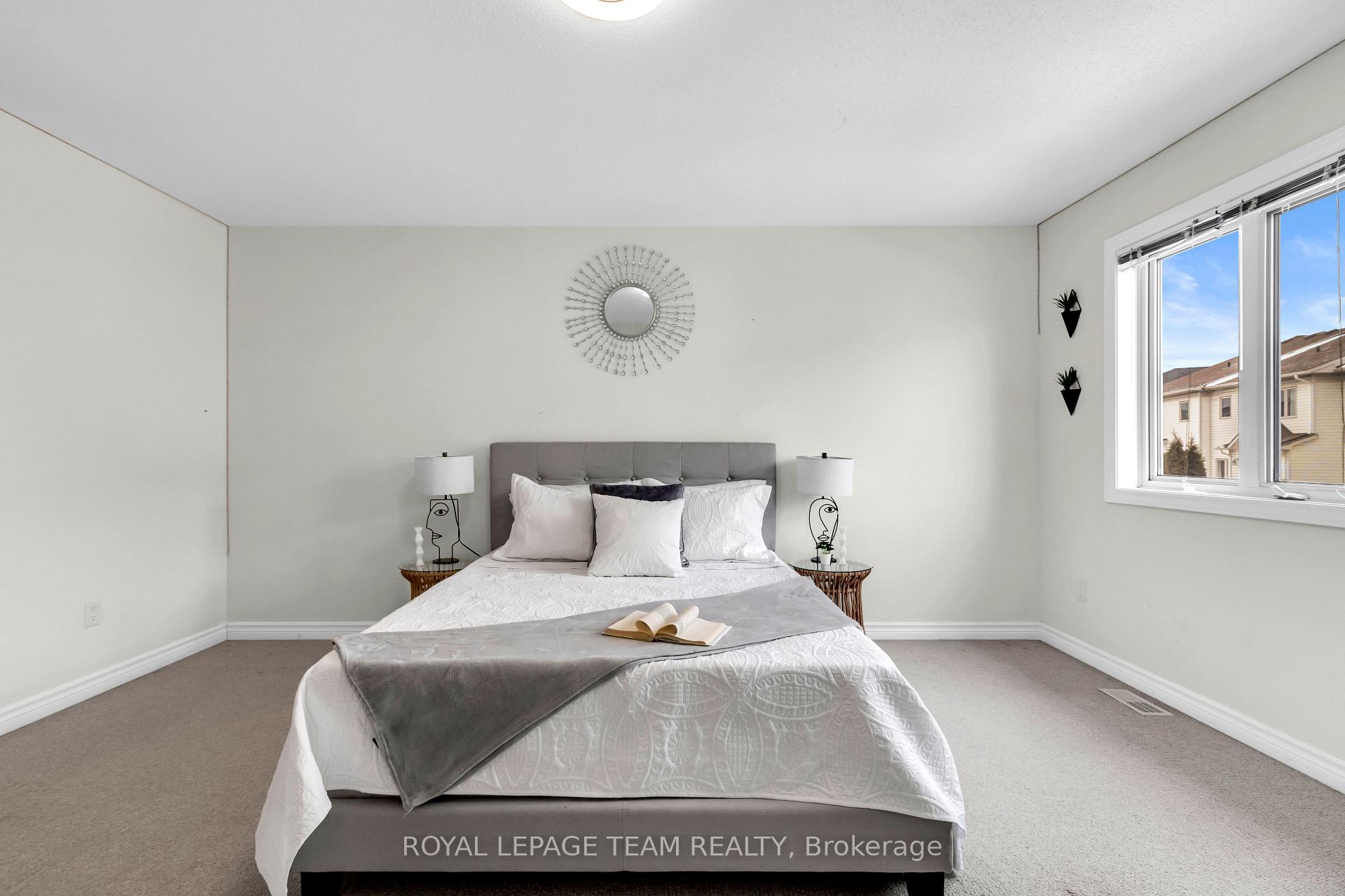 Photo 17 of 718 Paul Metivier Drive, Ottawa, Barrhaven - Strandherd — HOMEH