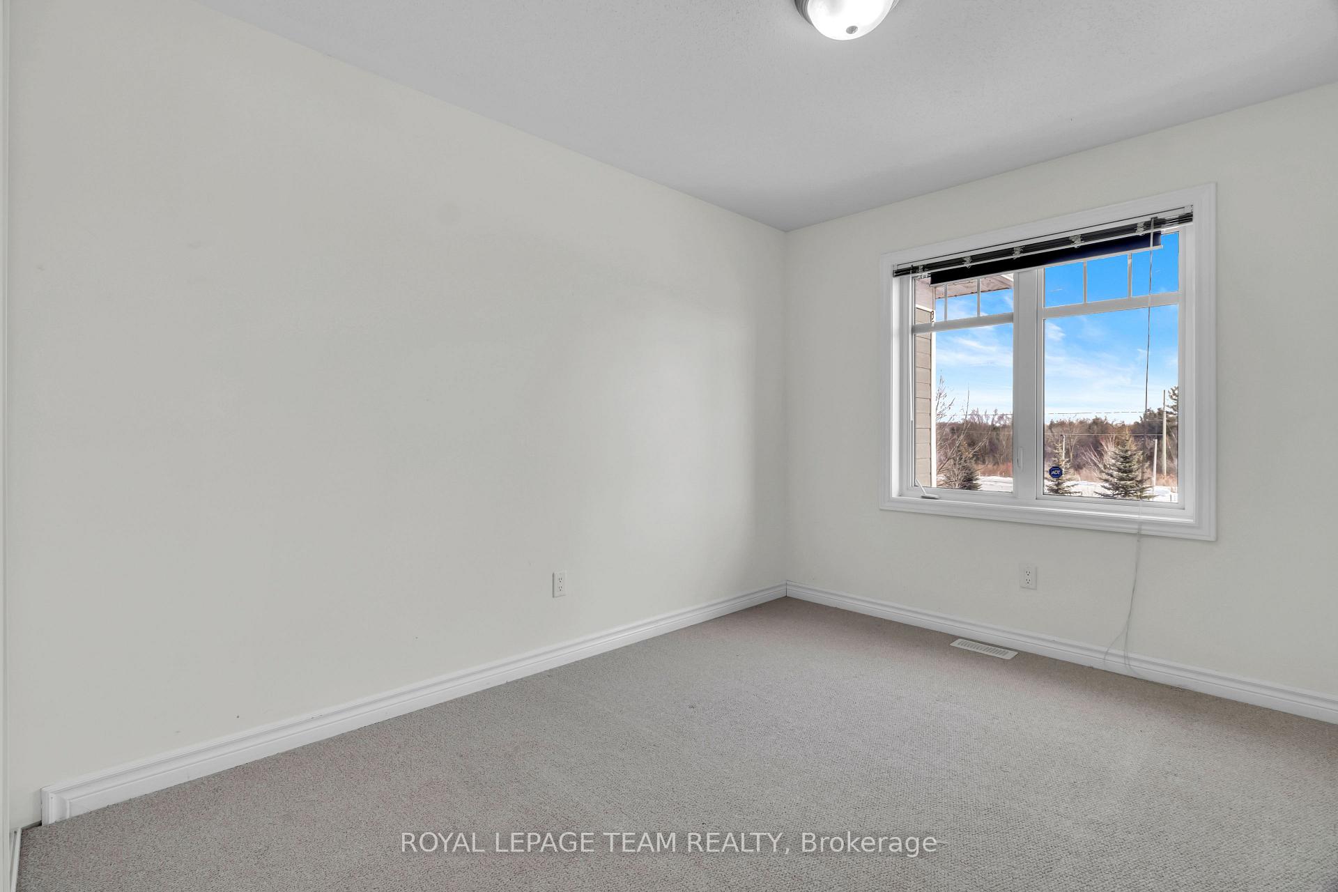 Photo 20 of 718 Paul Metivier Drive, Ottawa, Barrhaven - Strandherd — HOMEH
