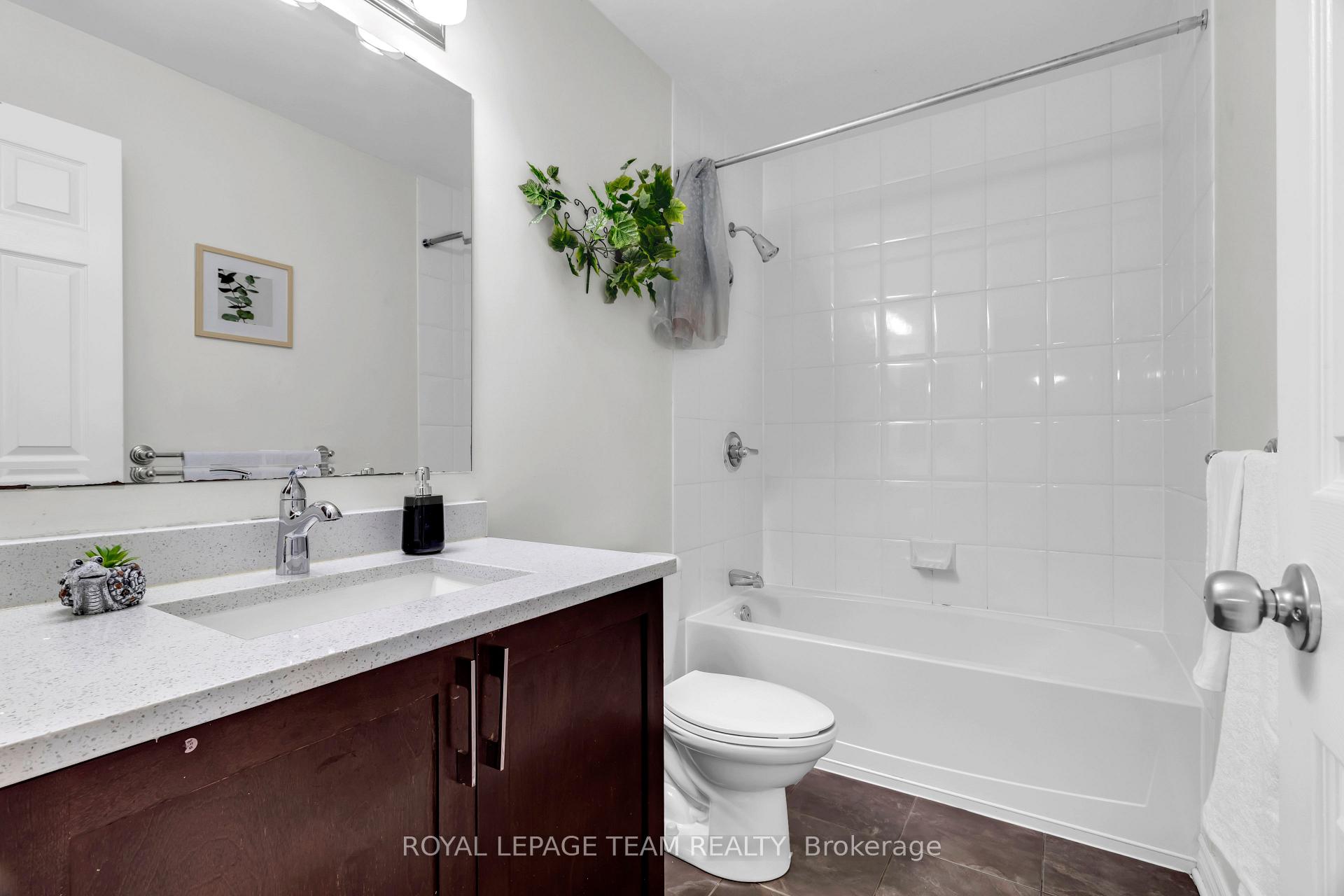 Photo 22 of 718 Paul Metivier Drive, Ottawa, Barrhaven - Strandherd — HOMEH