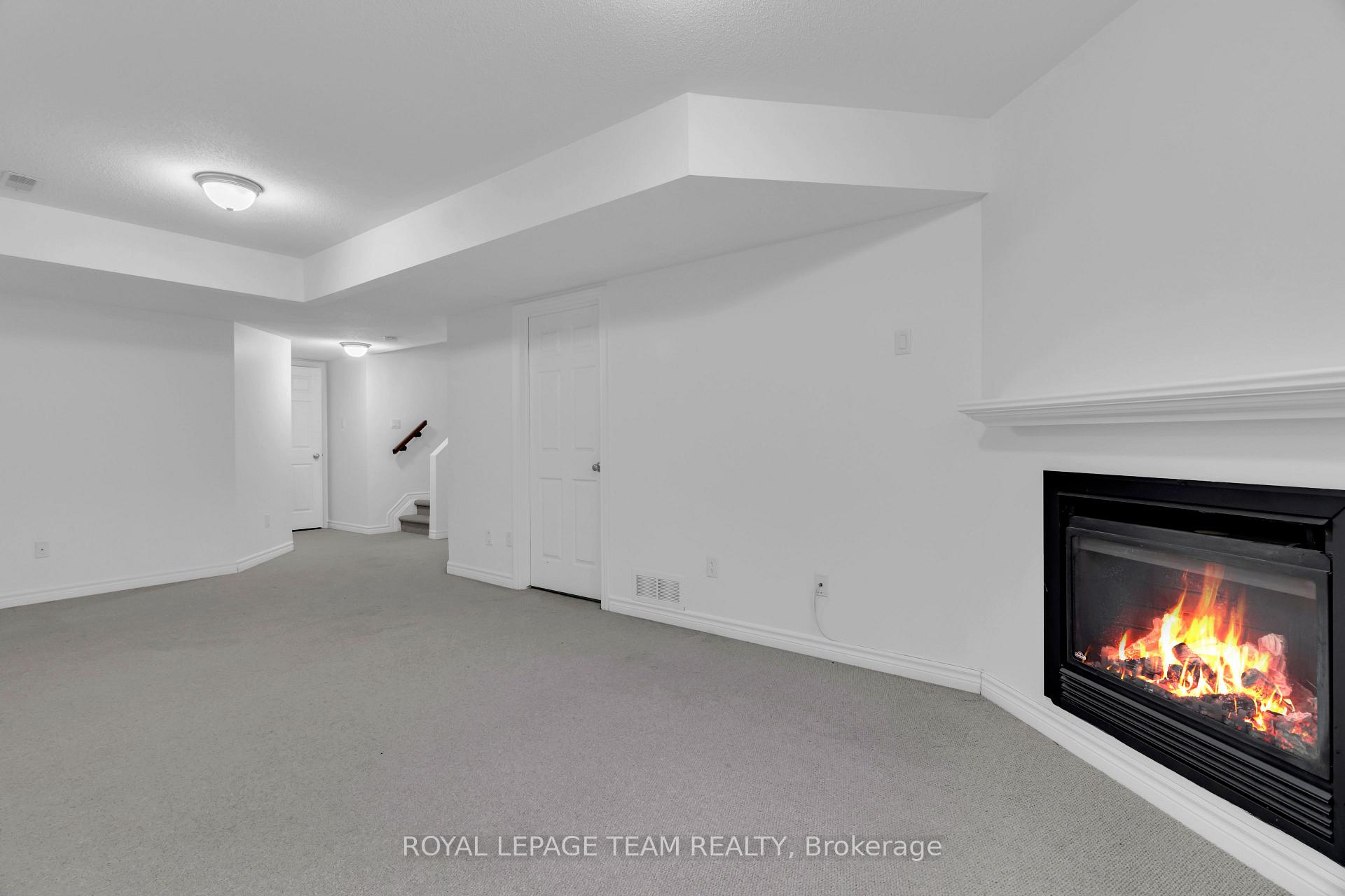 Photo 24 of 718 Paul Metivier Drive, Ottawa, Barrhaven - Strandherd — HOMEH