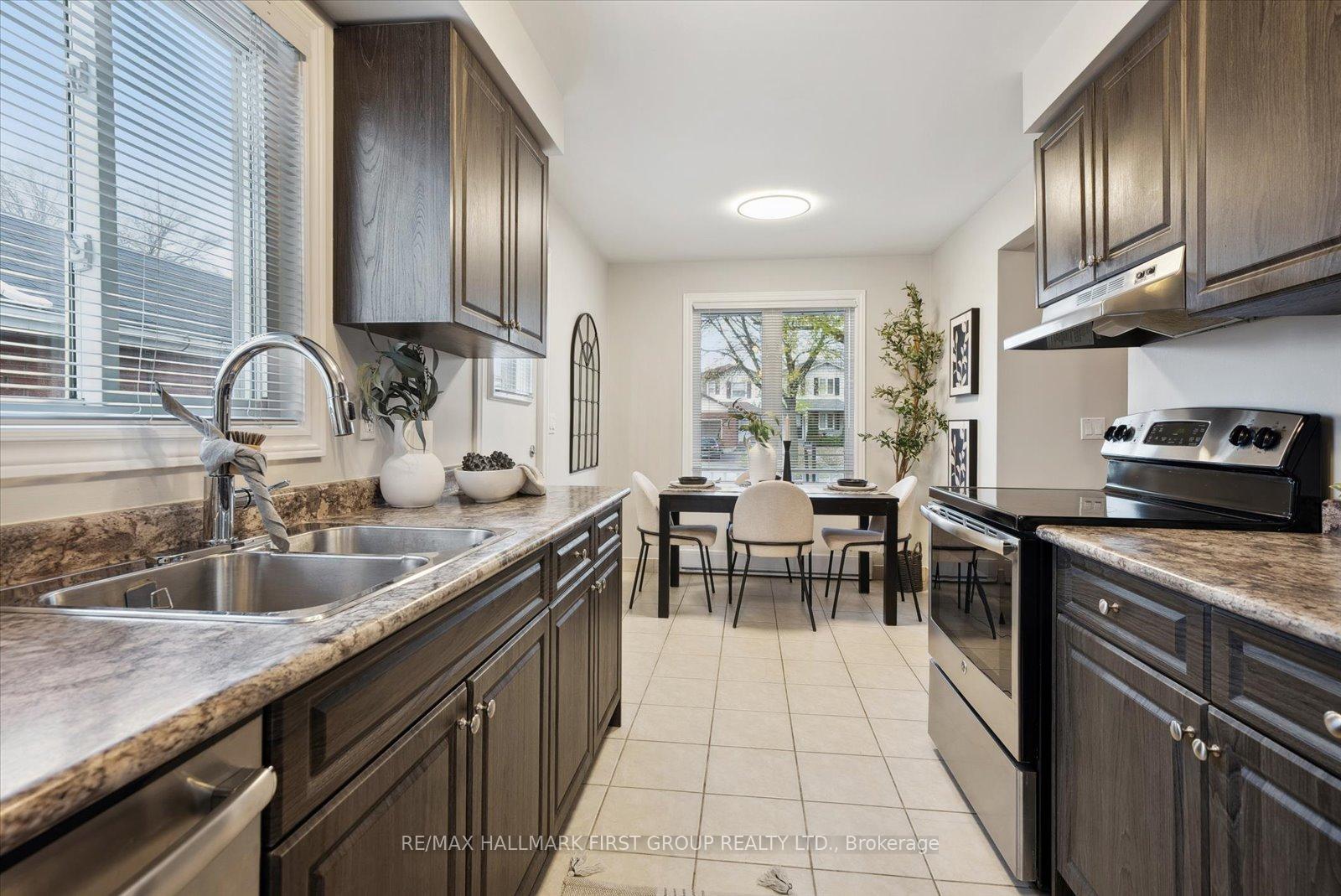 Photo 10 of 1182 Attersley Drive, Oshawa, Pinecrest — HOMEH
