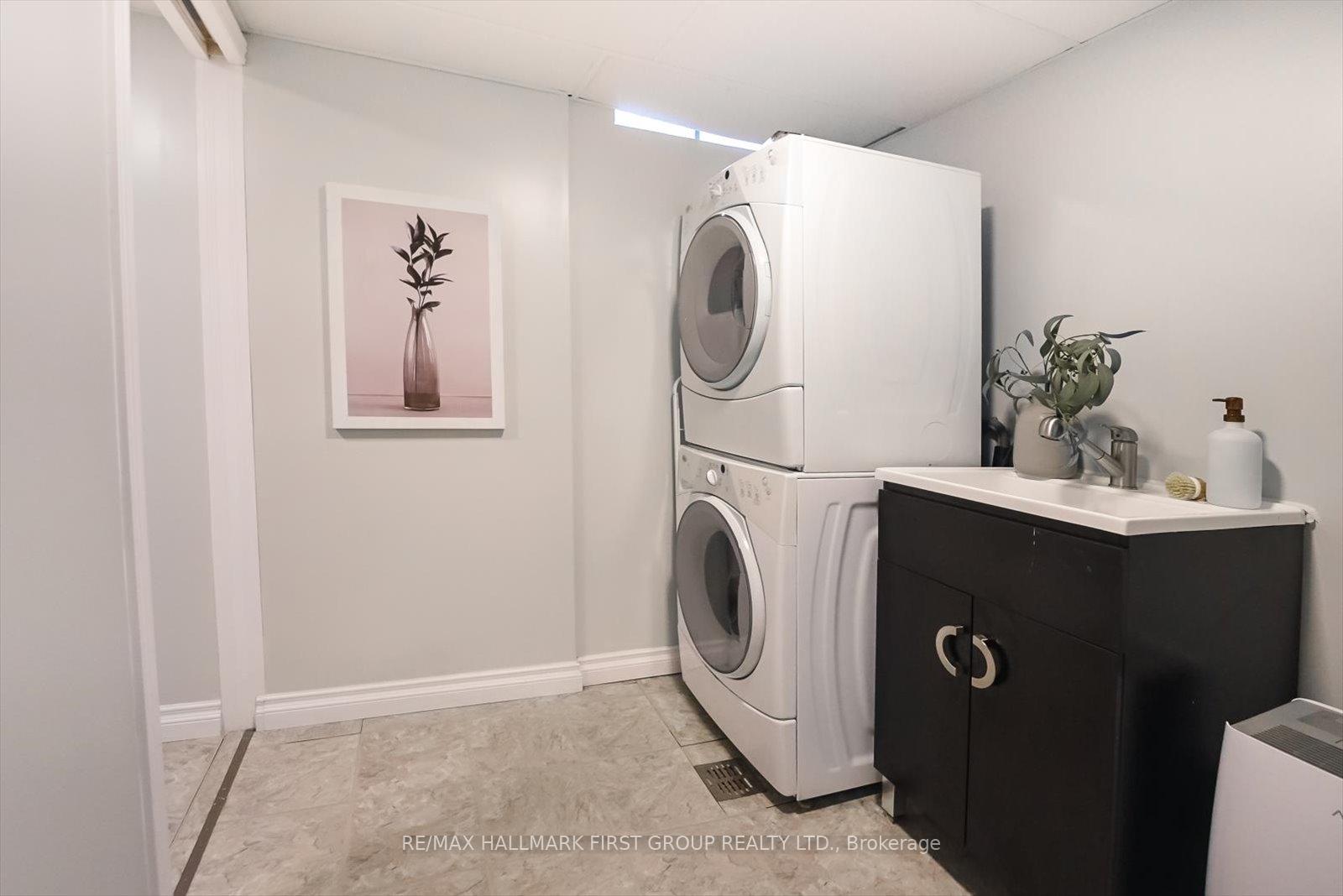 Photo 21 of 1182 Attersley Drive, Oshawa, Pinecrest — HOMEH