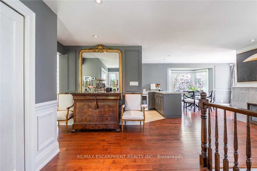 Photo 7 of 607 Edgewater Crescent, Burlington, LaSalle — HOMEH