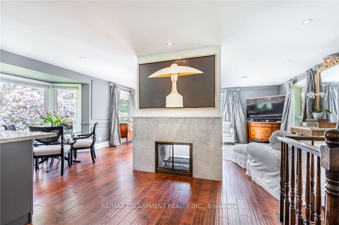 Photo 9 of 607 Edgewater Crescent, Burlington, LaSalle — HOMEH