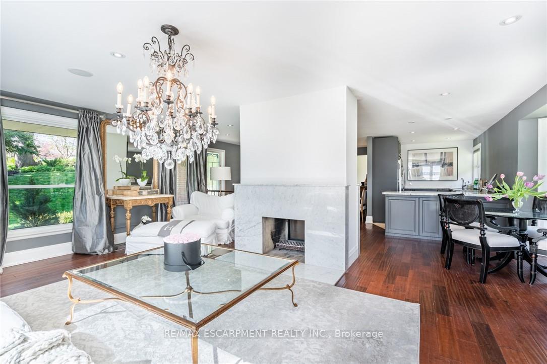 Photo 14 of 607 Edgewater Crescent, Burlington, LaSalle — HOMEH