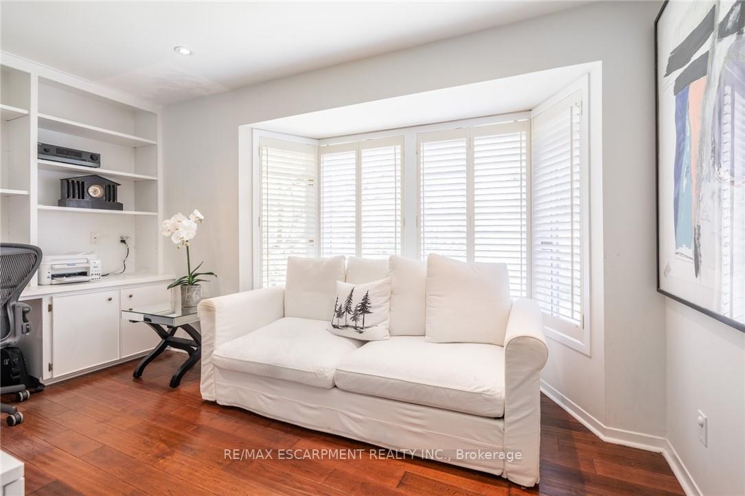 Photo 19 of 607 Edgewater Crescent, Burlington, LaSalle — HOMEH