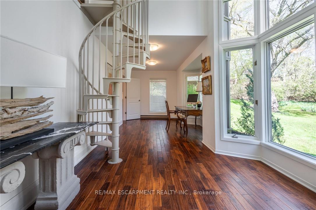 Photo 29 of 607 Edgewater Crescent, Burlington, LaSalle — HOMEH