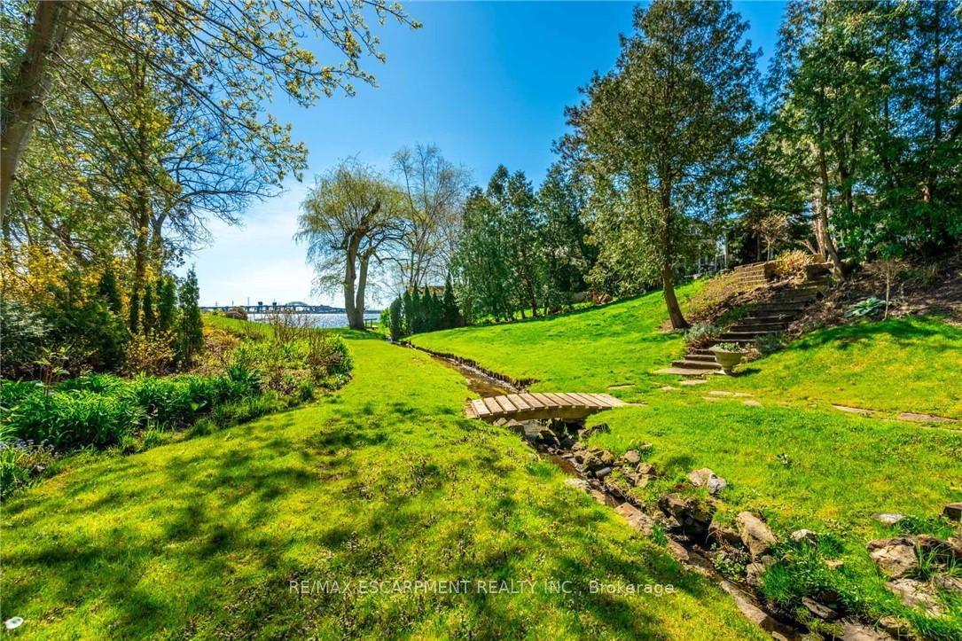 Photo 36 of 607 Edgewater Crescent, Burlington, LaSalle — HOMEH