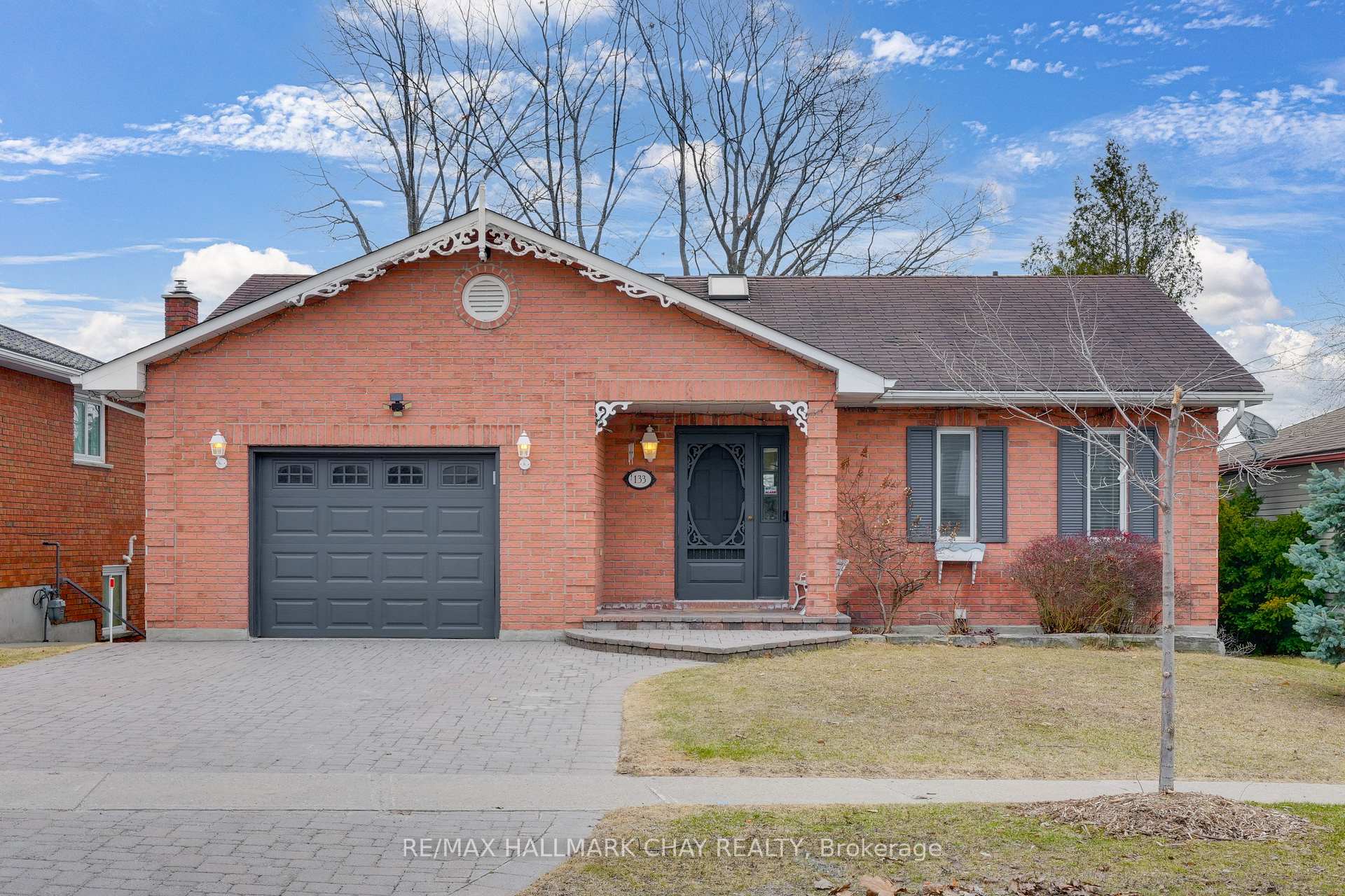 Photo 1 of 133 Fox Run, Barrie, Letitia Heights — HOMEH