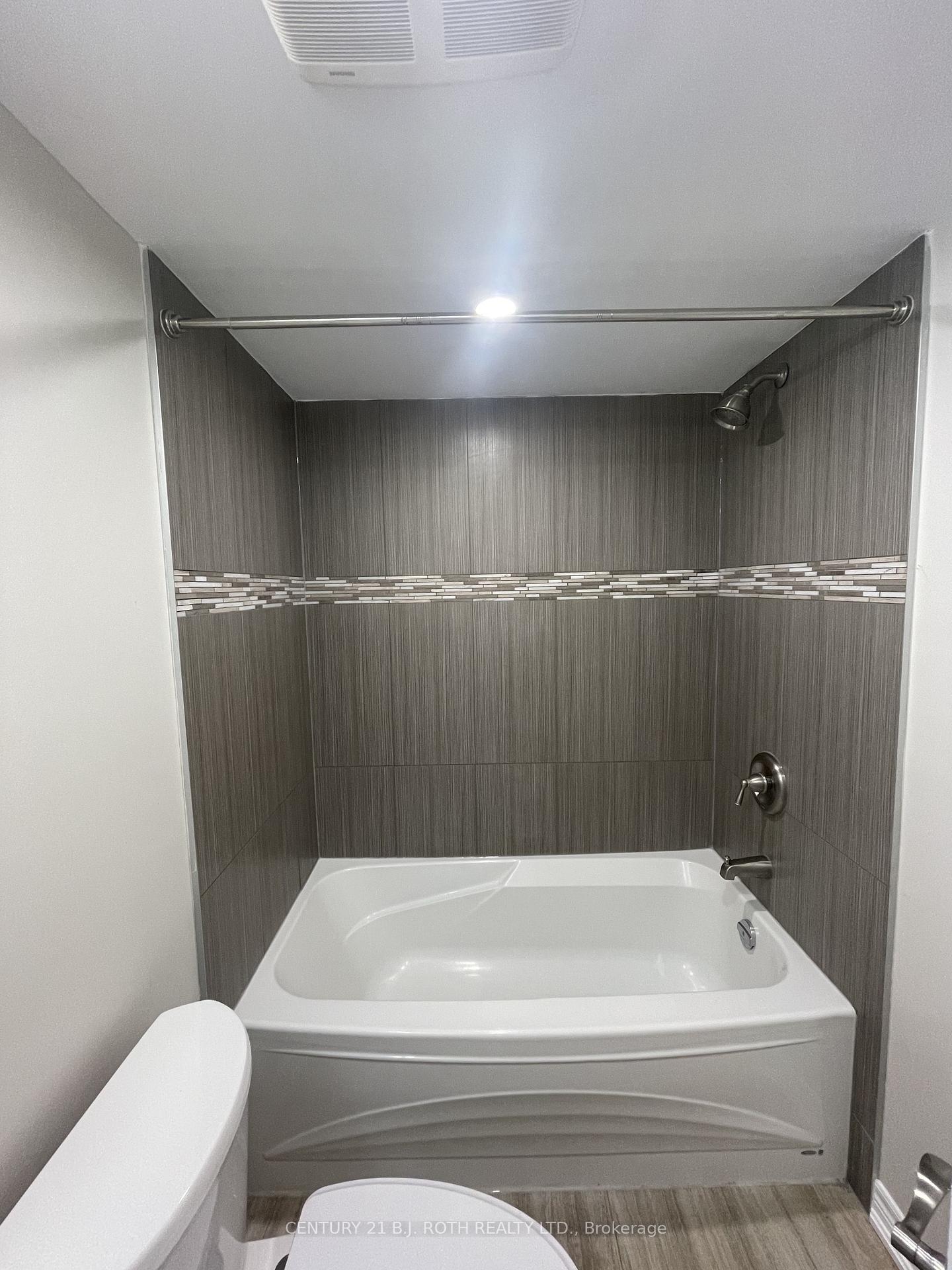 Photo 10 of 225 Cox Mill Road, Barrie, Painswick North — HOMEH