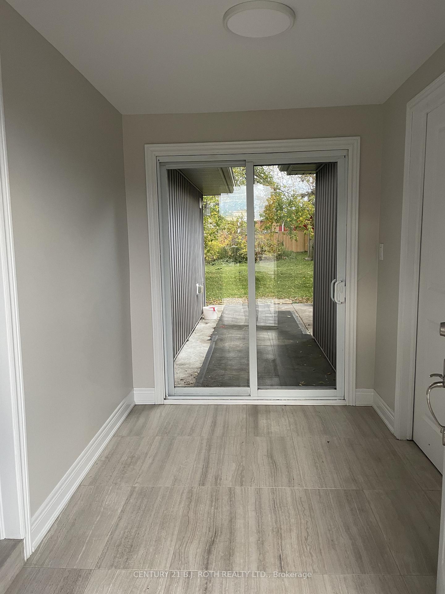 Photo 17 of 225 Cox Mill Road, Barrie, Painswick North — HOMEH