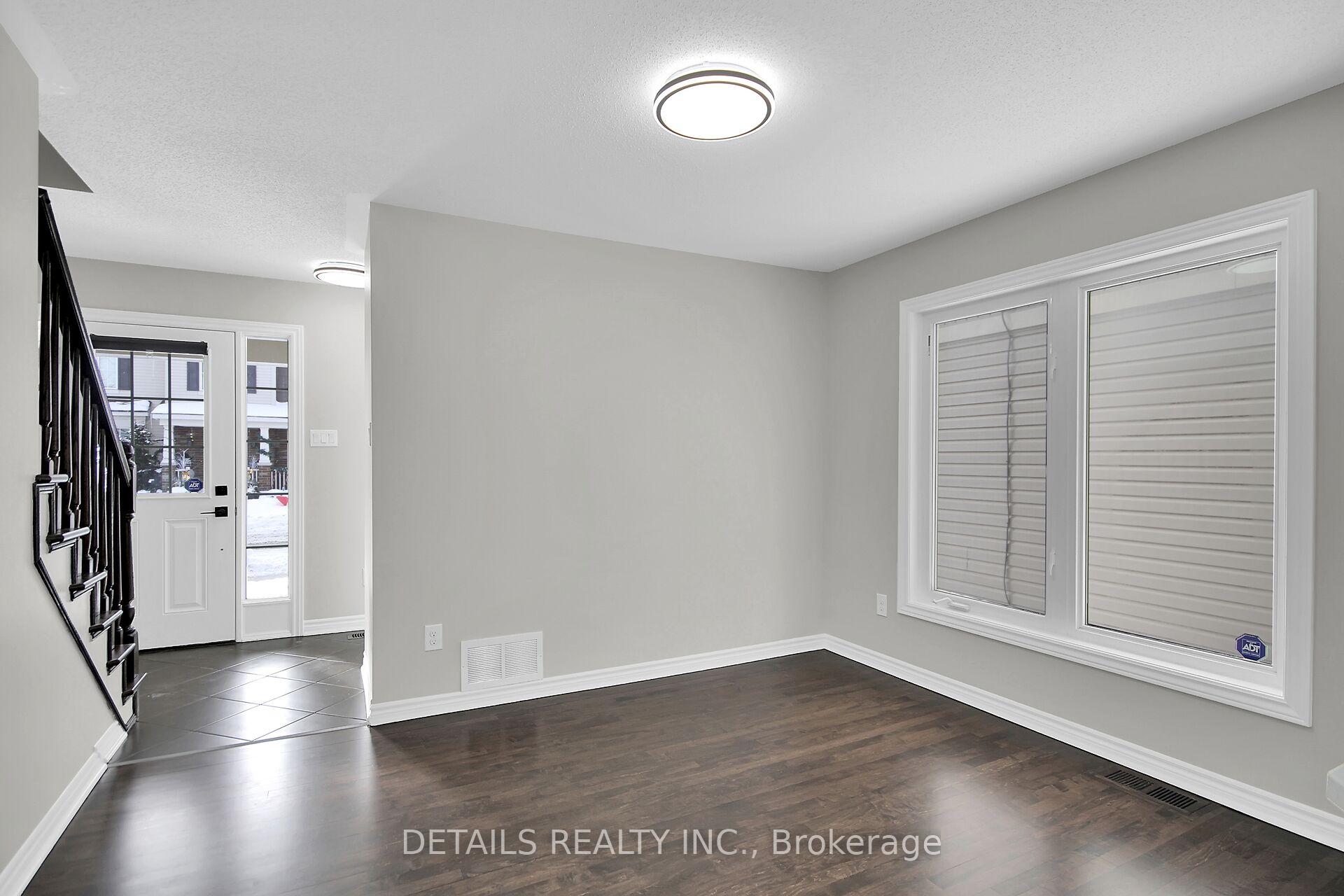 Photo 2 of 3003 Freshwater Way, Ottawa, Barrhaven - Half Moon Bay — HOMEH