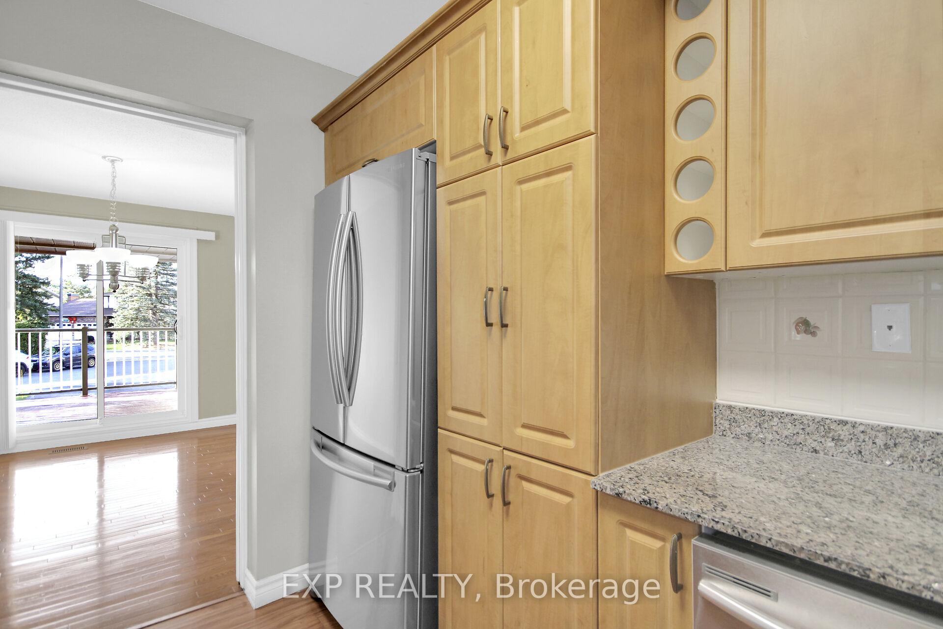 Photo 6 of 8 Henfield Avenue, Ottawa, Barrhaven - Knollsbrook — HOMEH