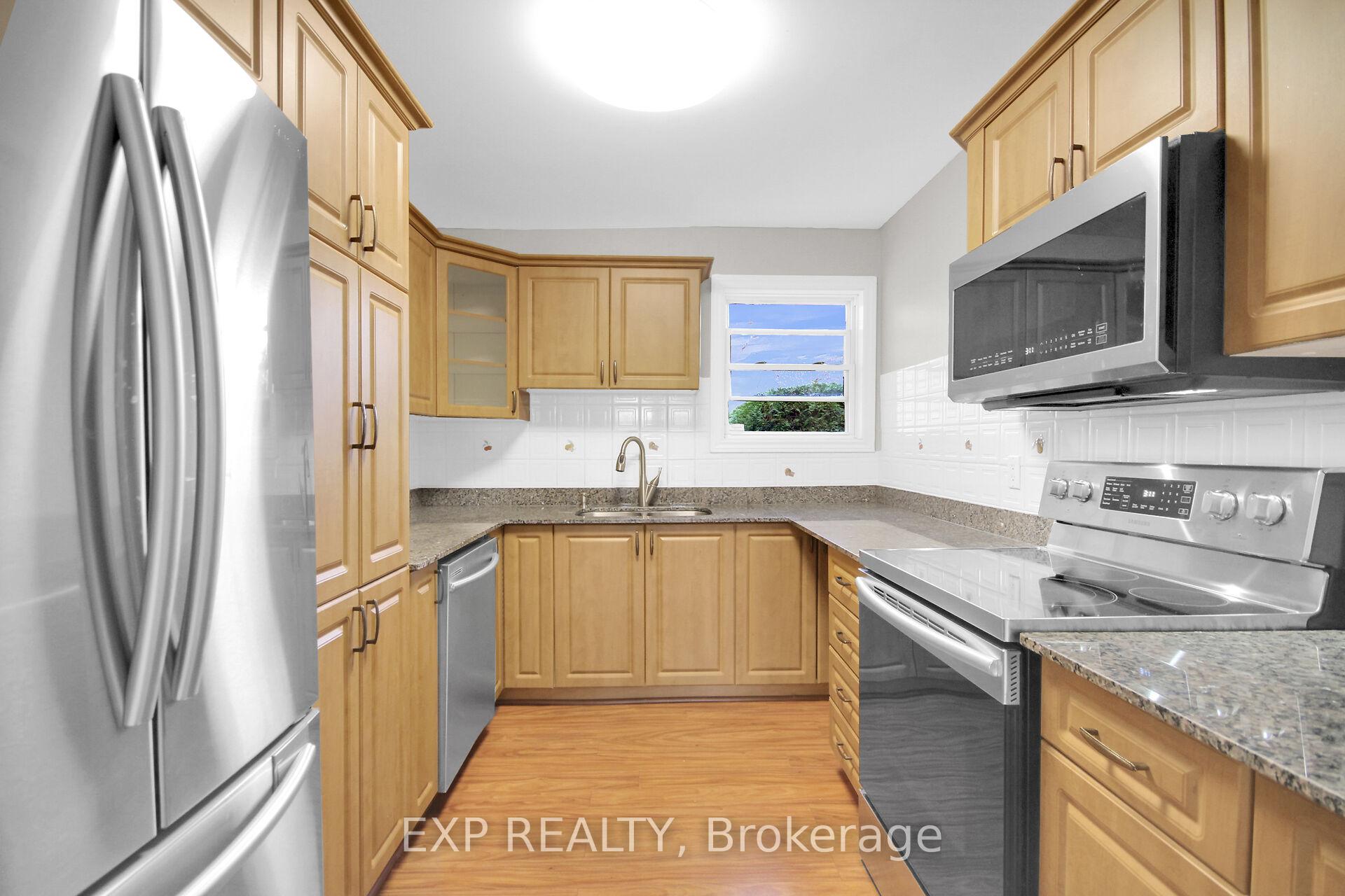 Photo 7 of 8 Henfield Avenue, Ottawa, Barrhaven - Knollsbrook — HOMEH