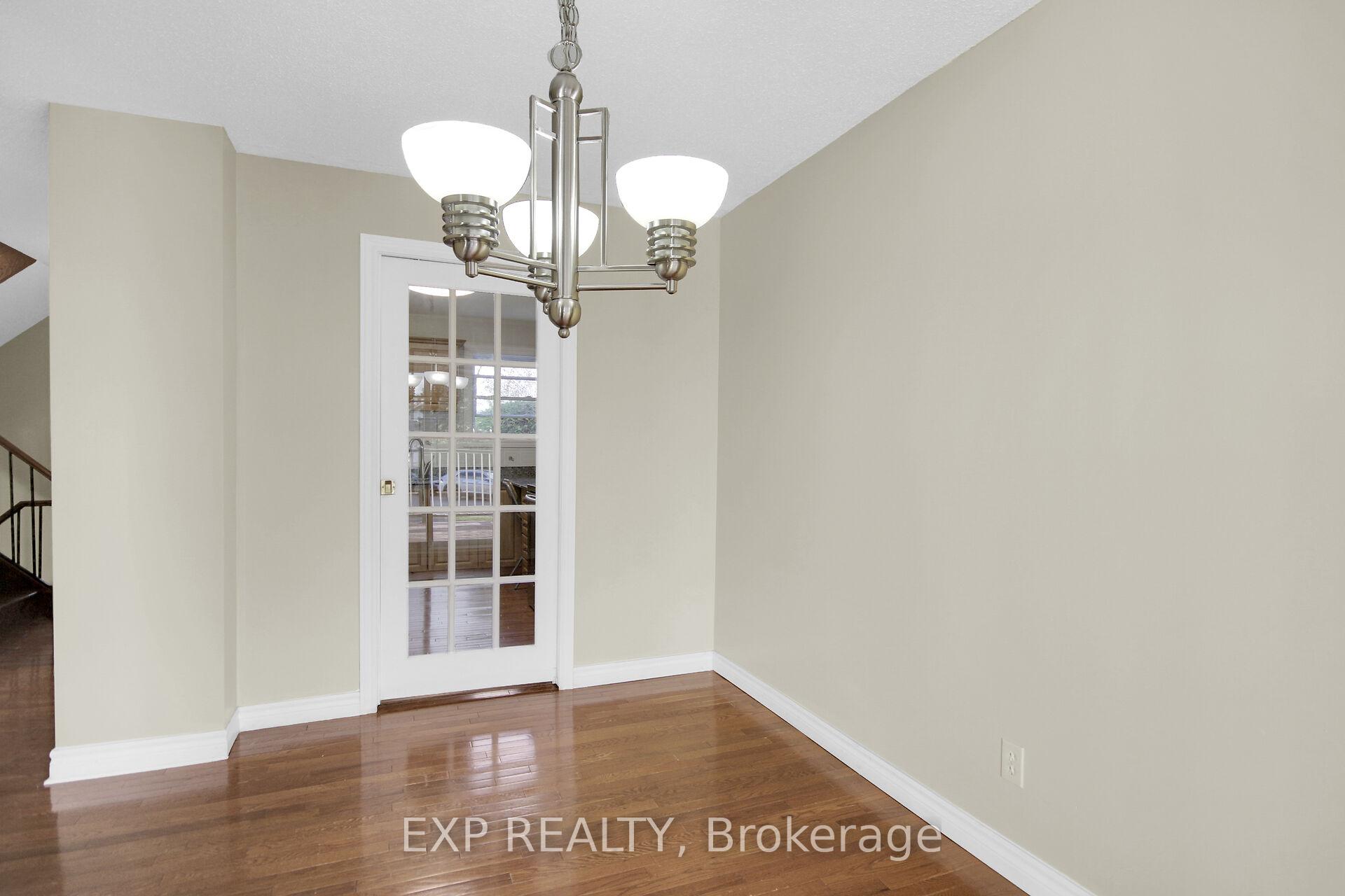 Photo 15 of 8 Henfield Avenue, Ottawa, Barrhaven - Knollsbrook — HOMEH