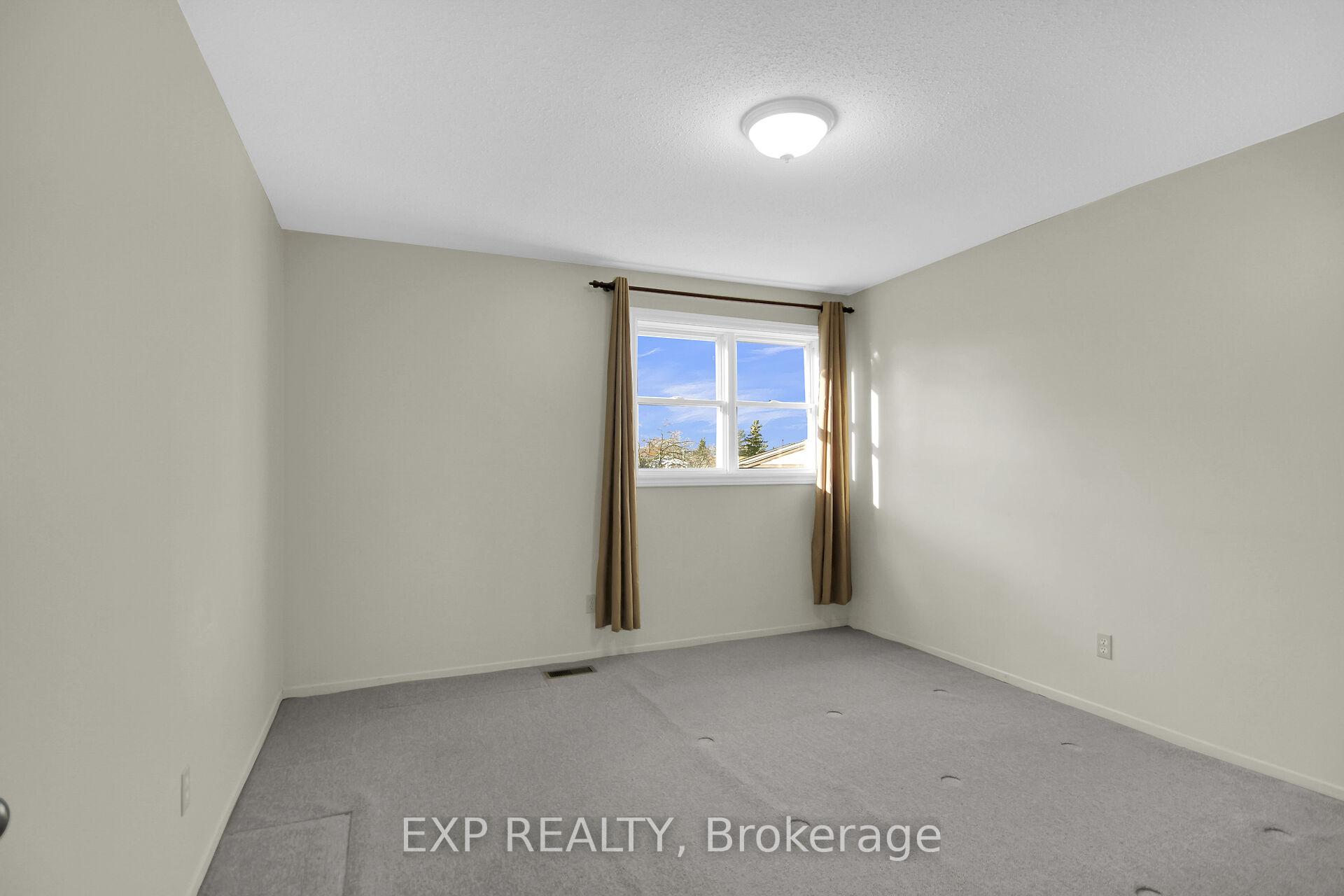 Photo 20 of 8 Henfield Avenue, Ottawa, Barrhaven - Knollsbrook — HOMEH
