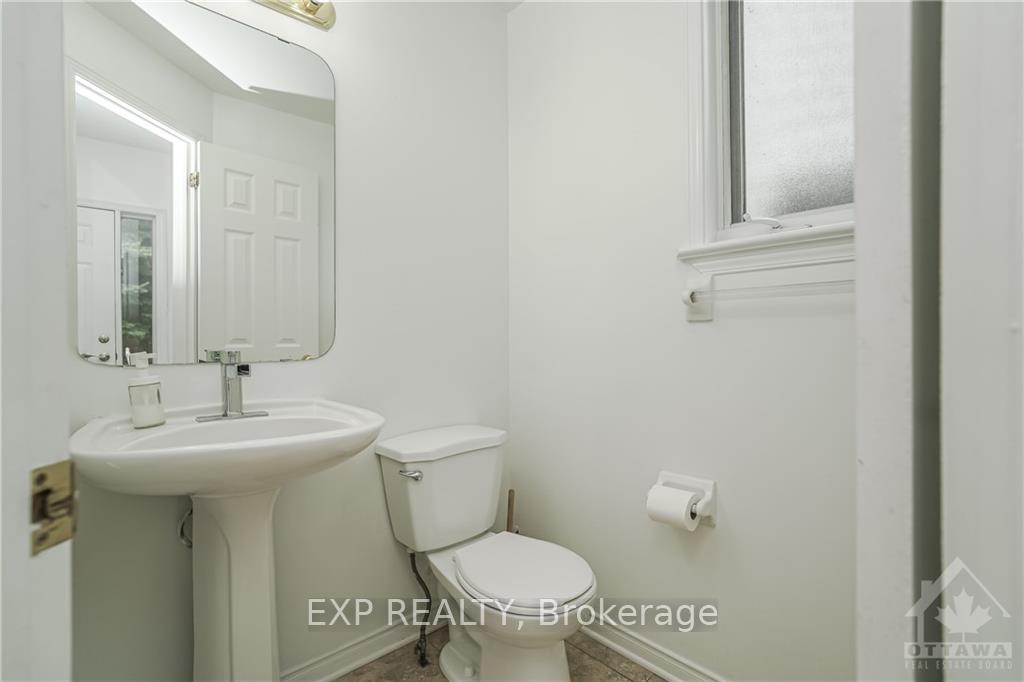 Photo 10 of 79 Locheland Crescent, Ottawa, Barrhaven East — HOMEH
