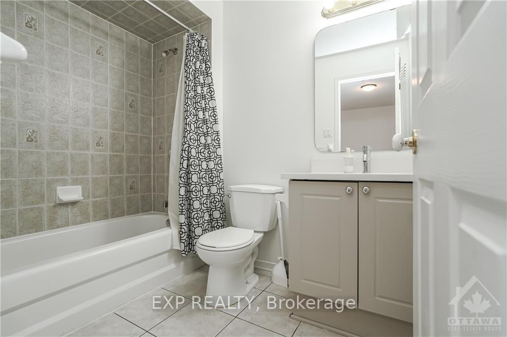 Photo 18 of 79 Locheland Crescent, Ottawa, Barrhaven East — HOMEH