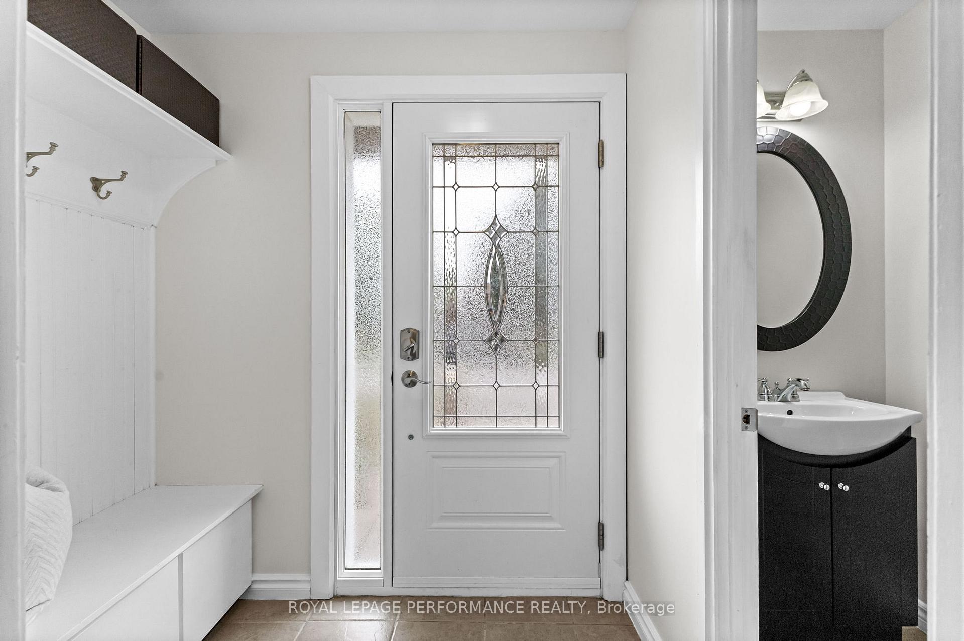 Photo 4 of 36 Berkshire Way, Ottawa, Barrhaven - Pheasant Run — HOMEH