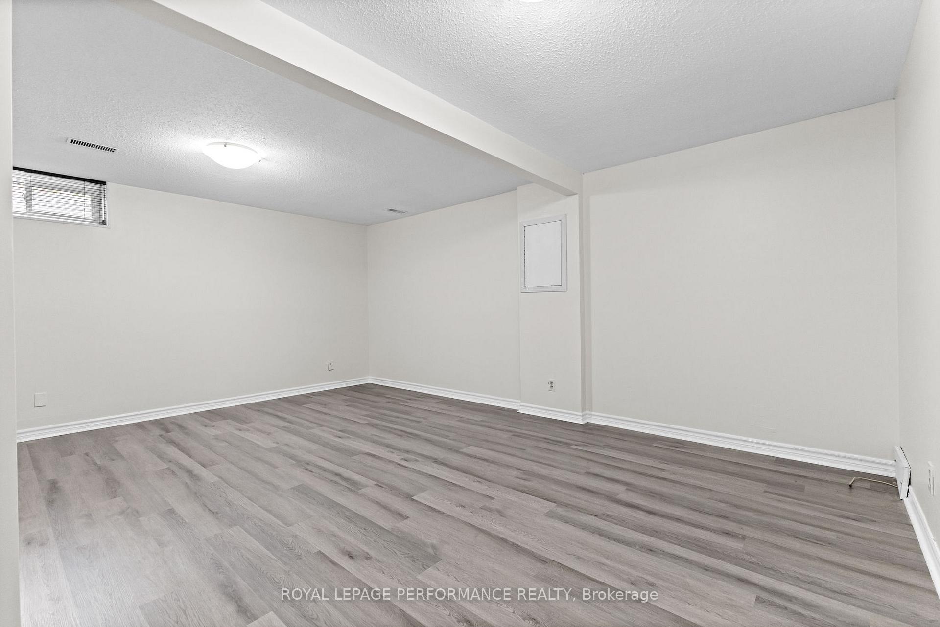 Photo 19 of 36 Berkshire Way, Ottawa, Barrhaven - Pheasant Run — HOMEH