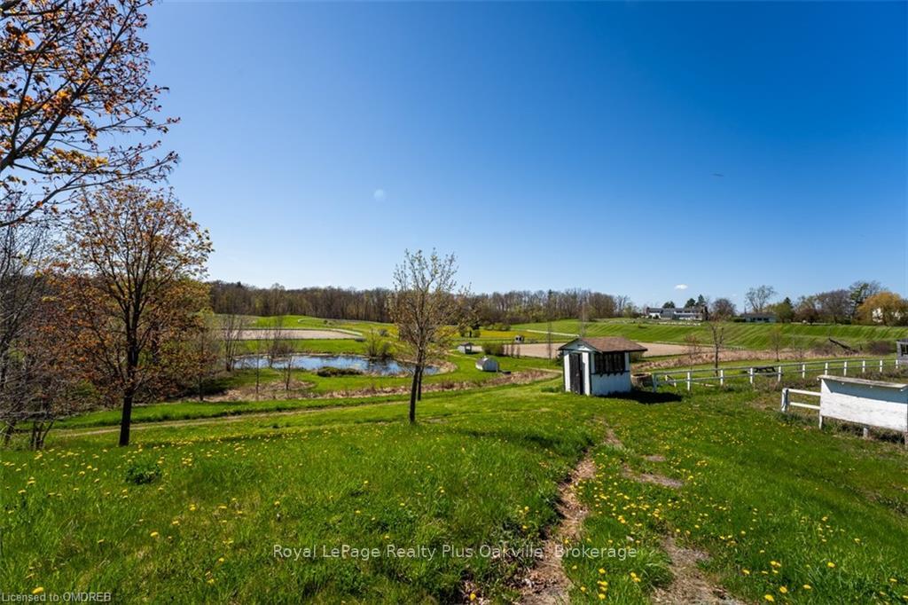 Photo 5 of 5244 #1 Sideroad - R.R. #6, Burlington, Rural Burlington — HOMEH