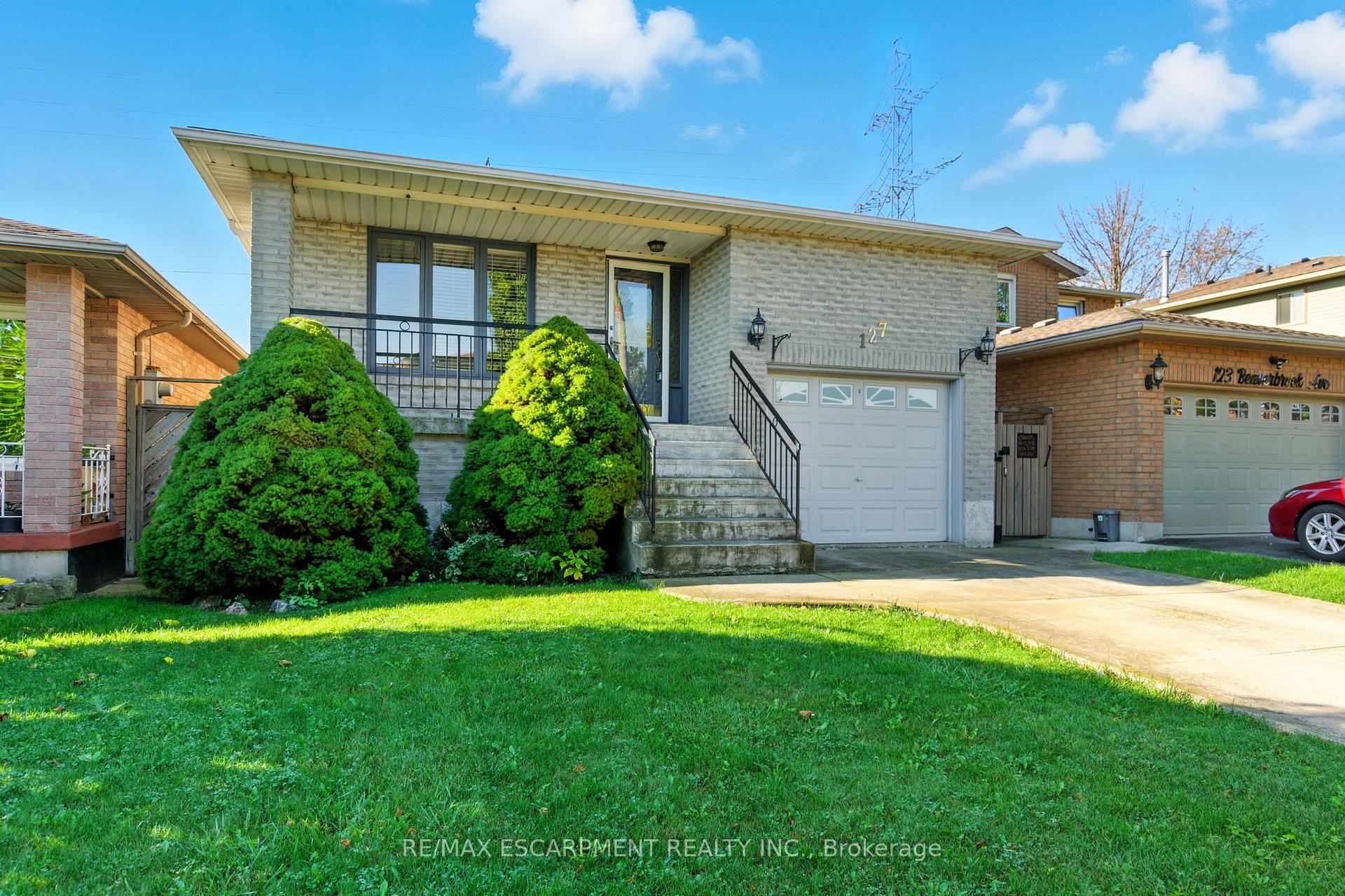 Photo 2 of 127 Beaverbrook Avenue, Hamilton, Broughton — HOMEH
