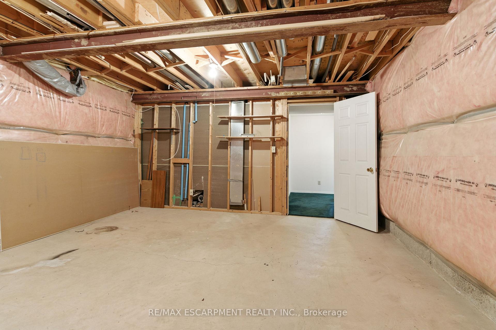 Photo 38 of 127 Beaverbrook Avenue, Hamilton, Broughton — HOMEH