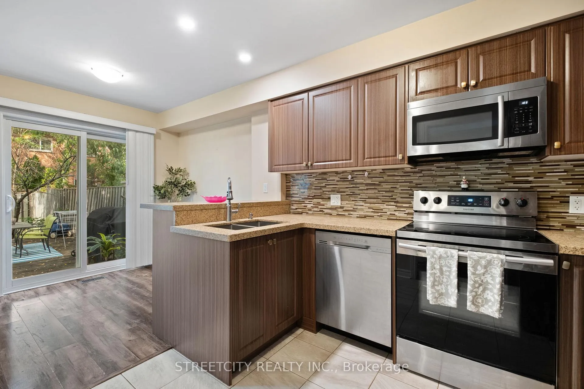 Photo 13 of 3953 Freeman Terrace, Mississauga, Churchill Meadows — HOMEH