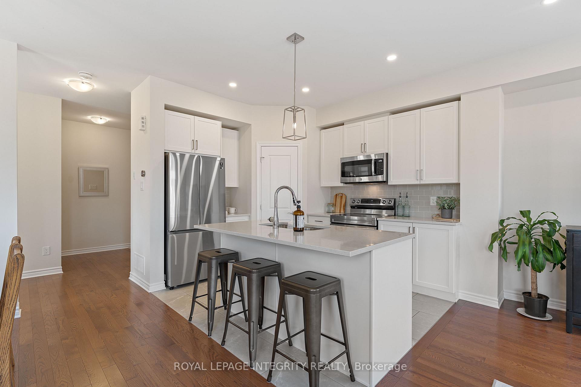 Photo 18 of 508 Escapade Private, Ottawa, Blossom Park/Kemp Park/Findlay Creek — HOMEH